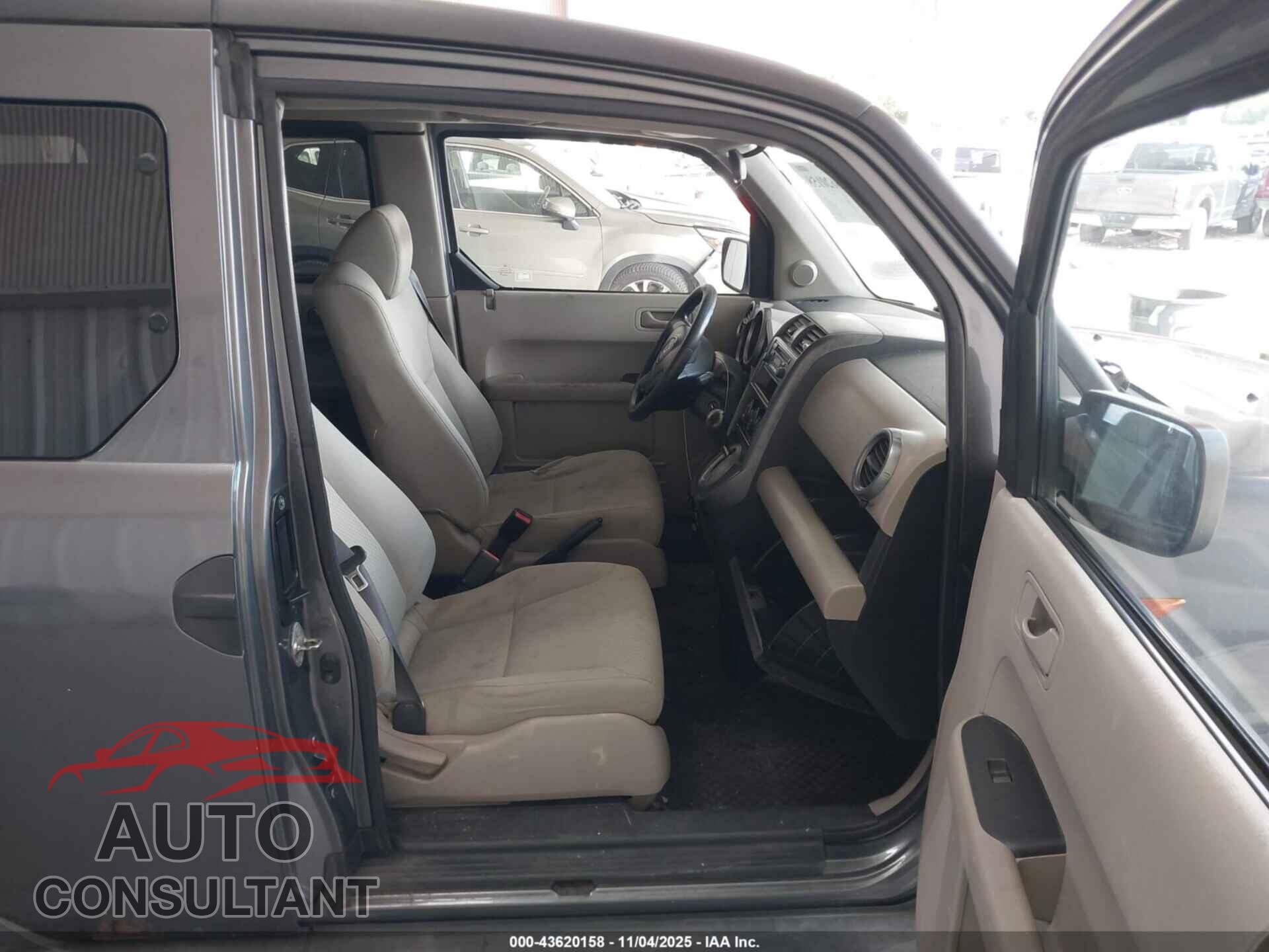 HONDA ELEMENT 2011 - 5J6YH2H37BL003950