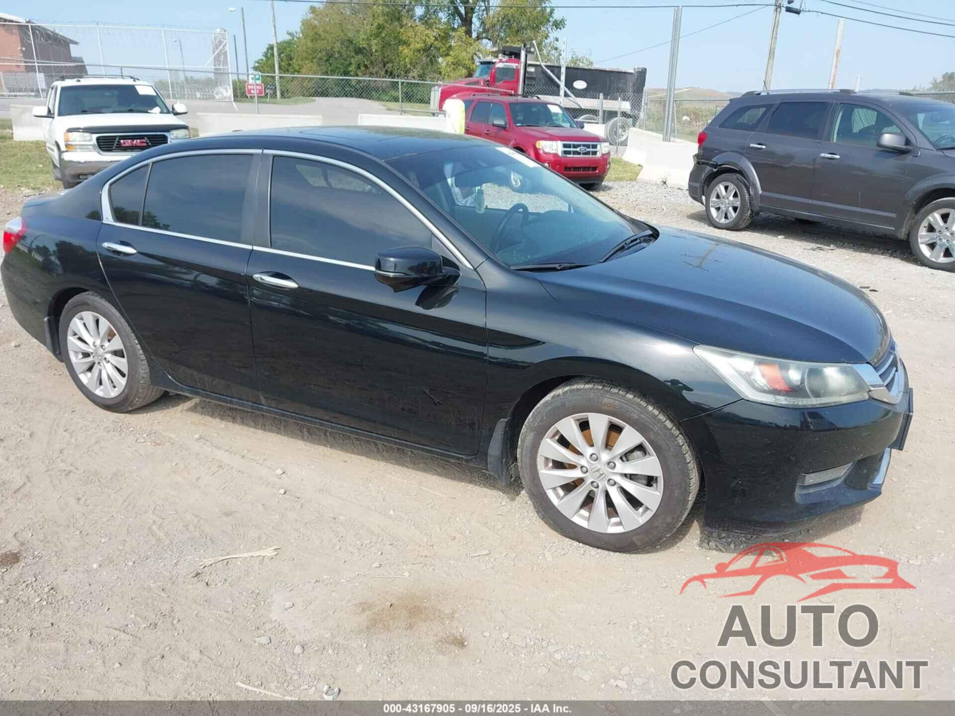 HONDA ACCORD 2015 - 1HGCR2F83FA152614