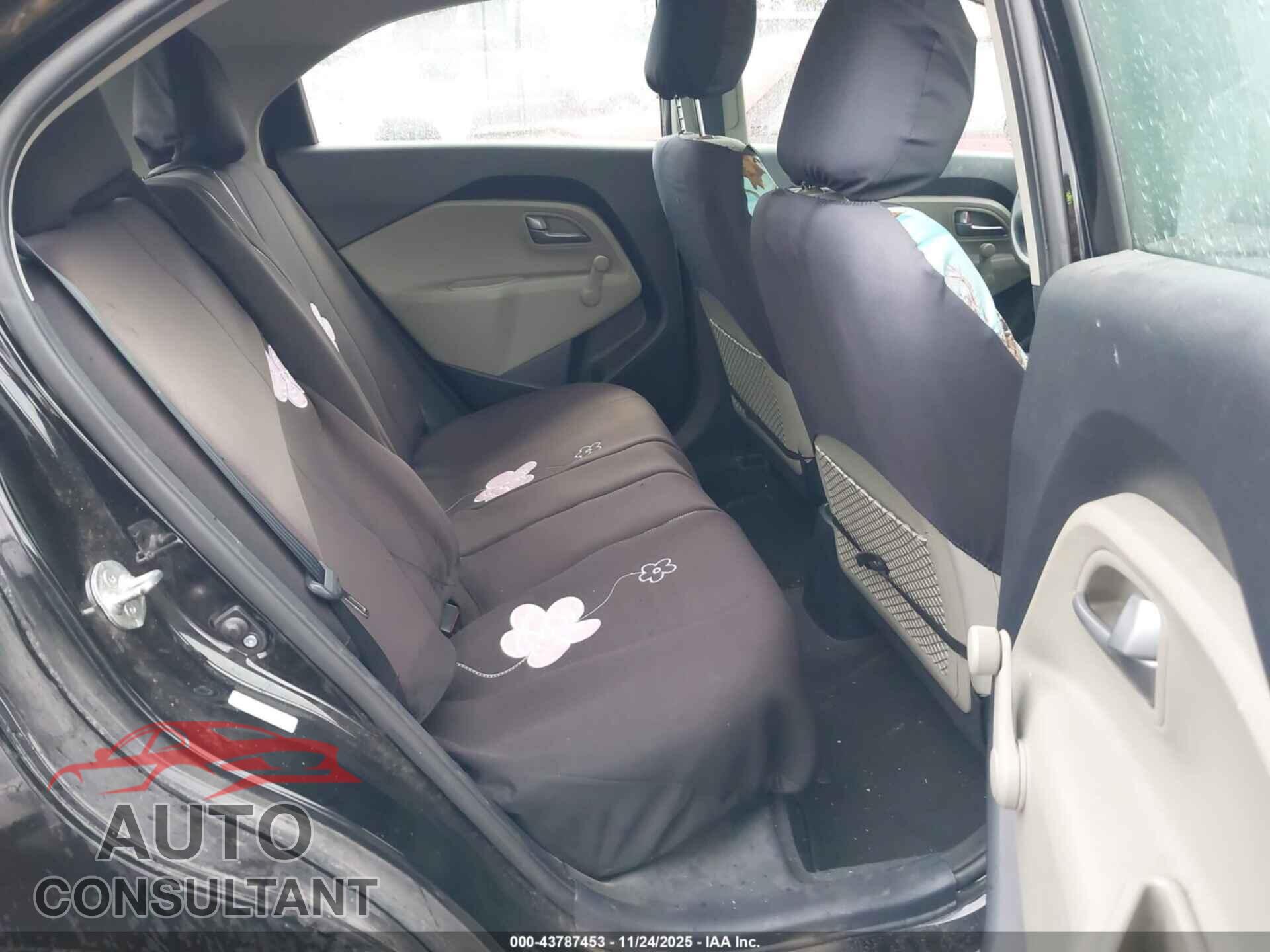KIA RIO 2014 - KNADM5A34E6331225
