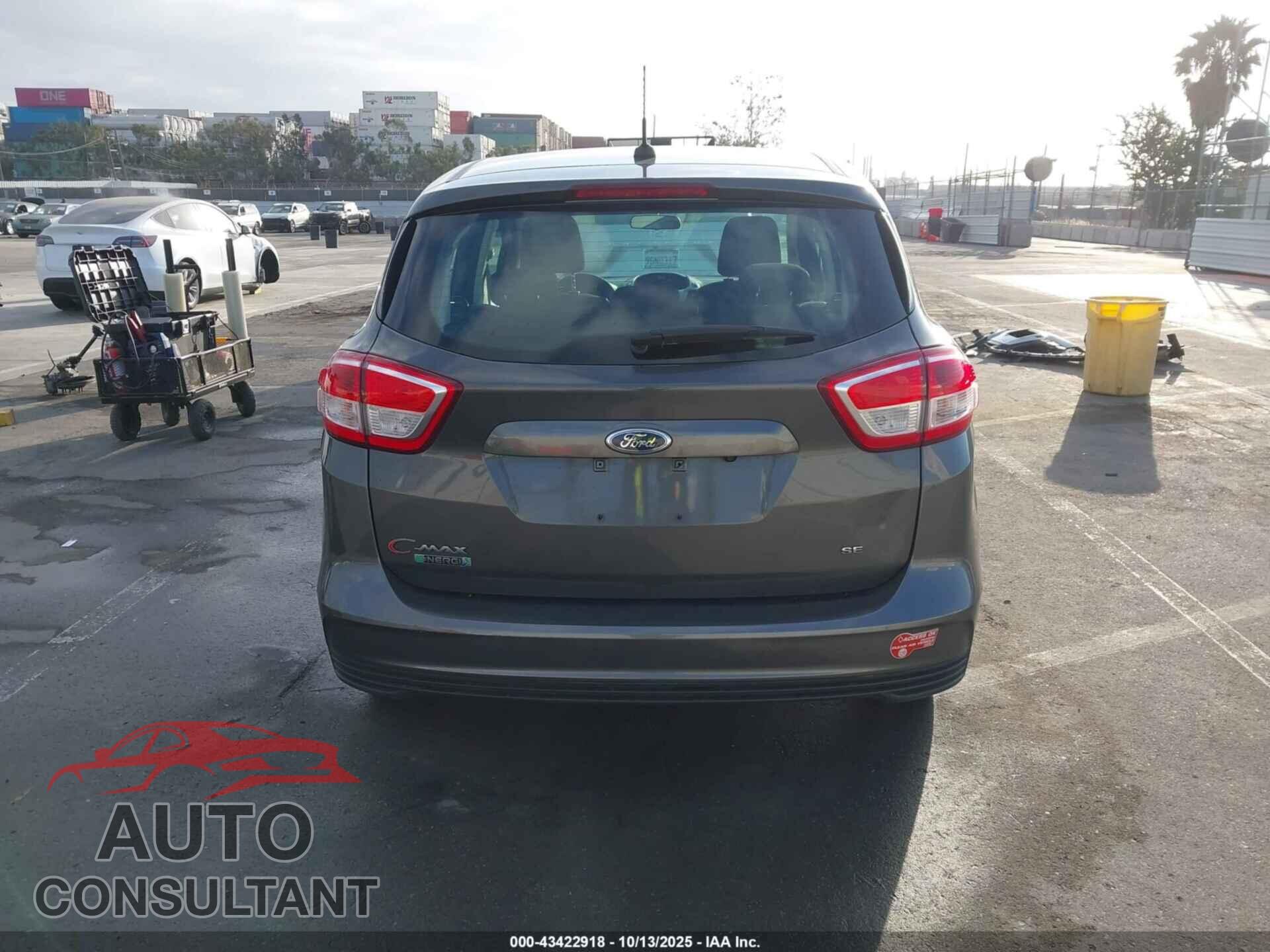 FORD C-MAX ENERGI 2017 - 1FADP5EU3HL102821