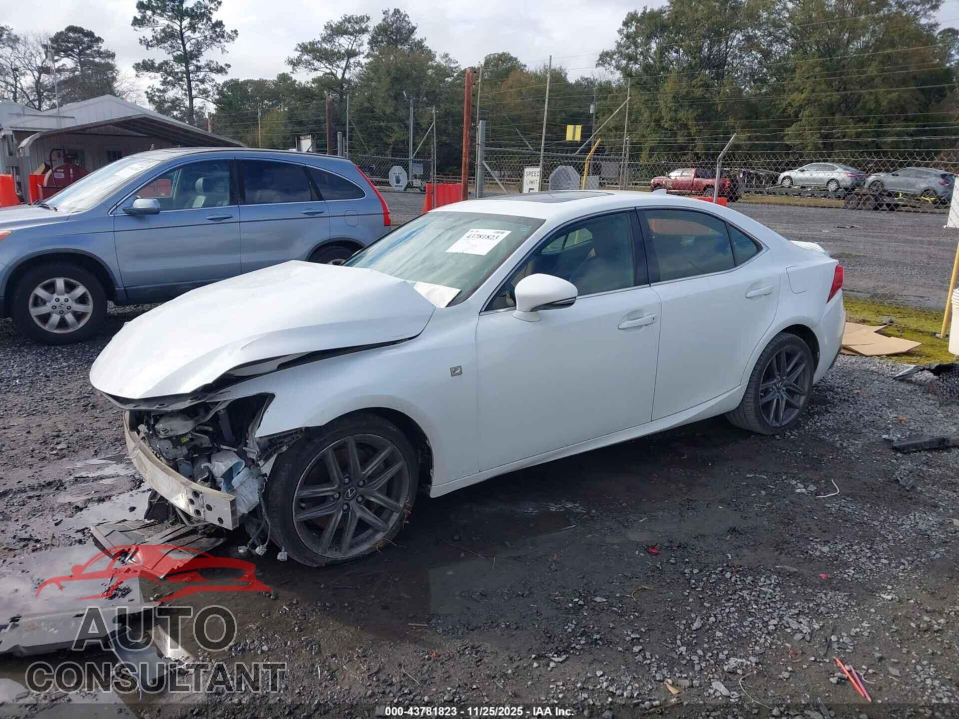 LEXUS IS 350 2015 - JTHBE1D20F5016379