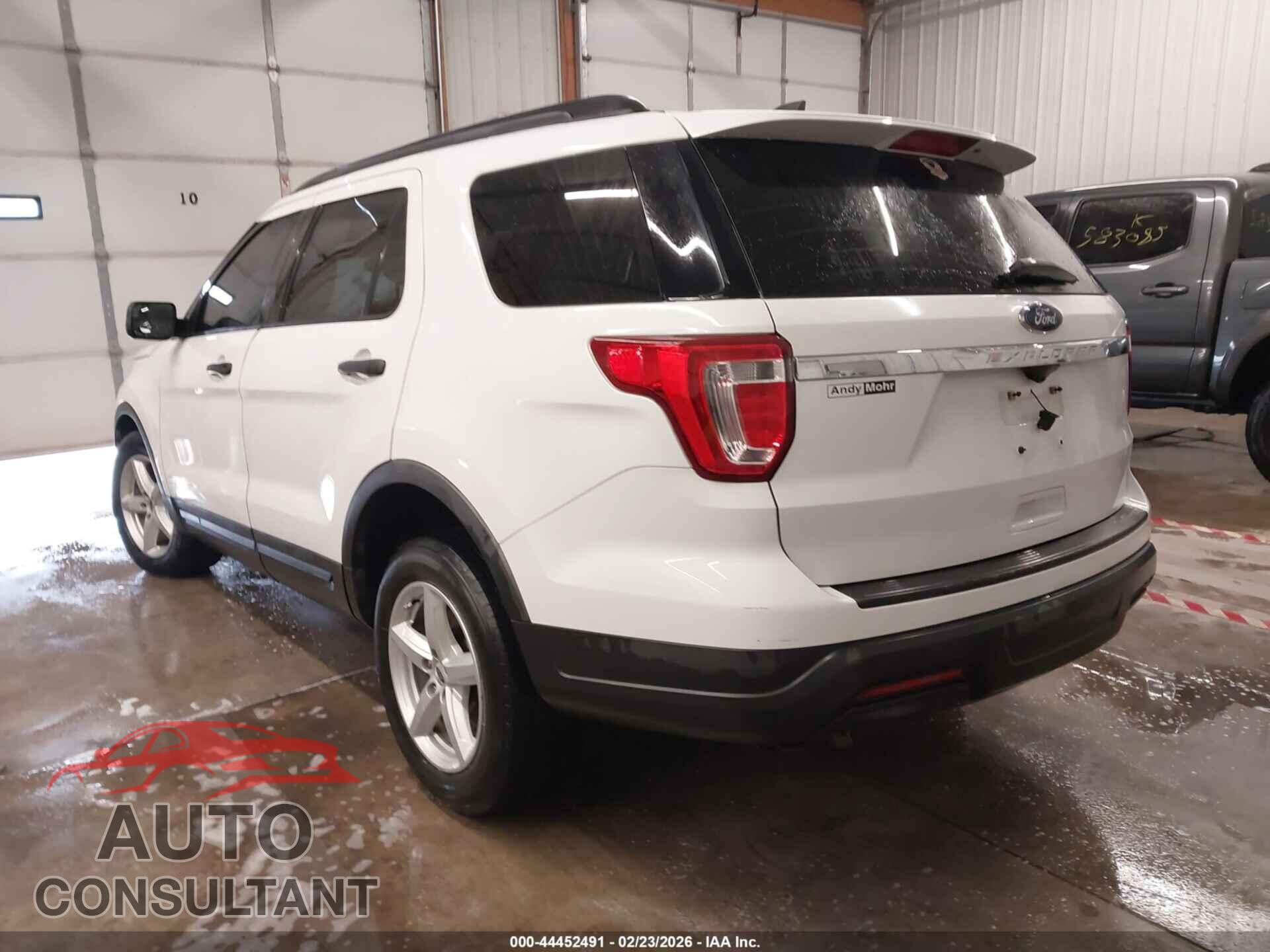 FORD EXPLORER 2018 - 1FM5K7B8XJGB60001