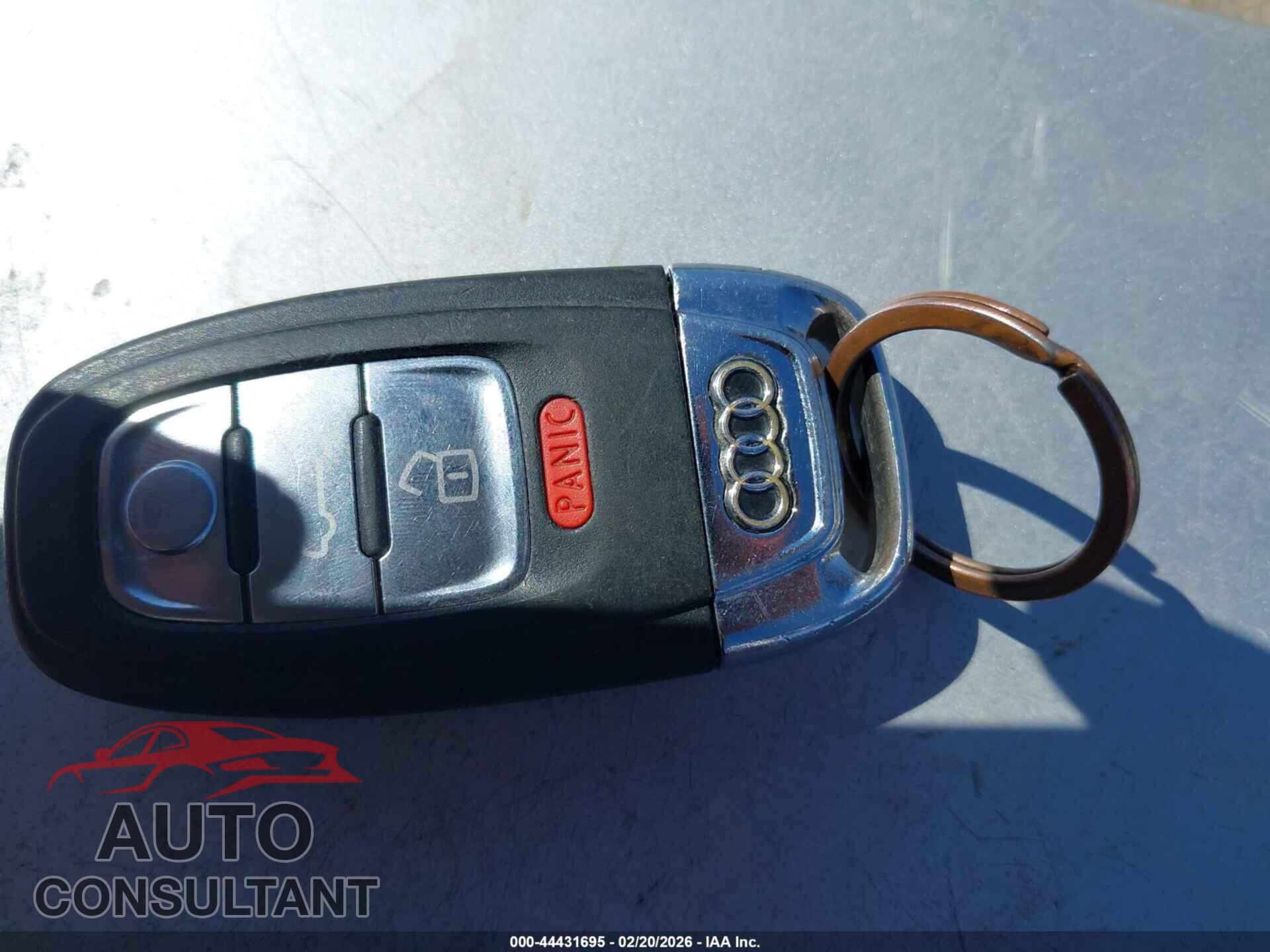 AUDI A5 2014 - WAUCFAFR6EA048110