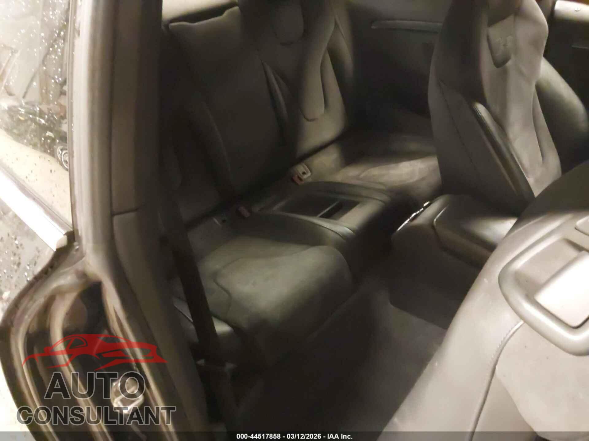 AUDI S5 2014 - WAUCGAFR7EA056553