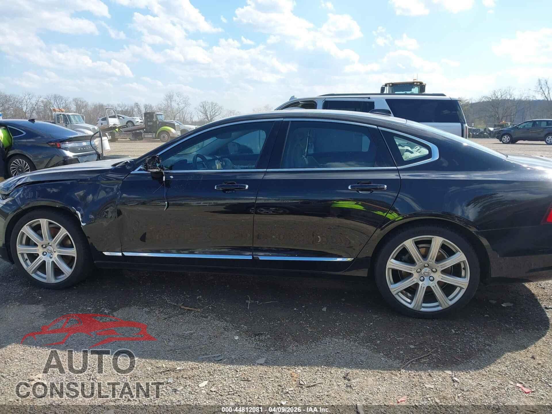 VOLVO S90 2017 - YV1A22ML2H1001410