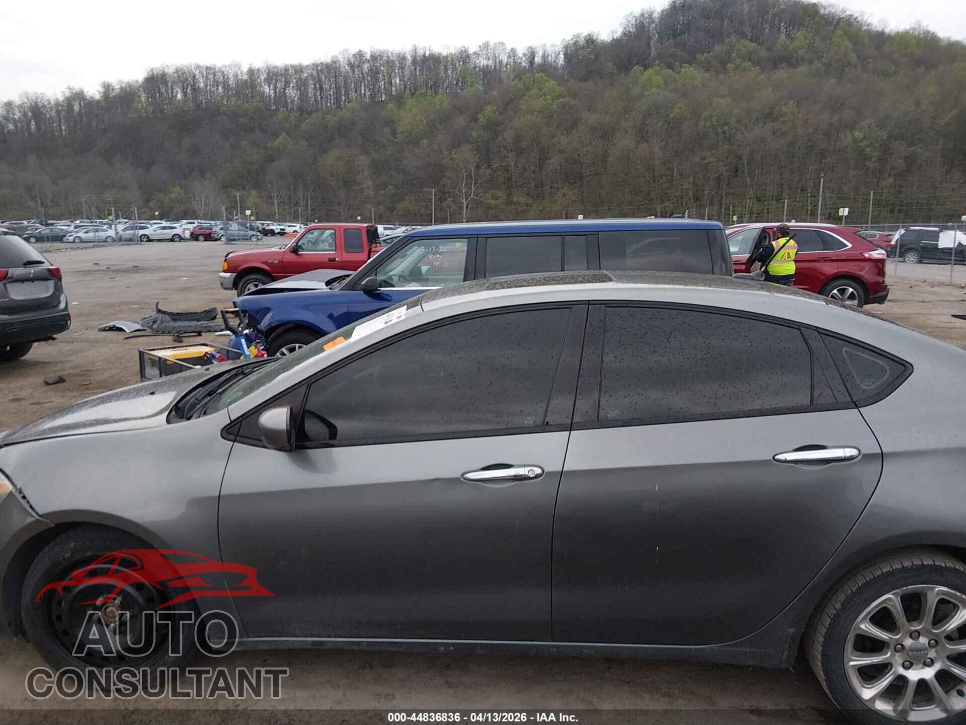 DODGE DART 2013 - 1C3CDFCA1DD257082