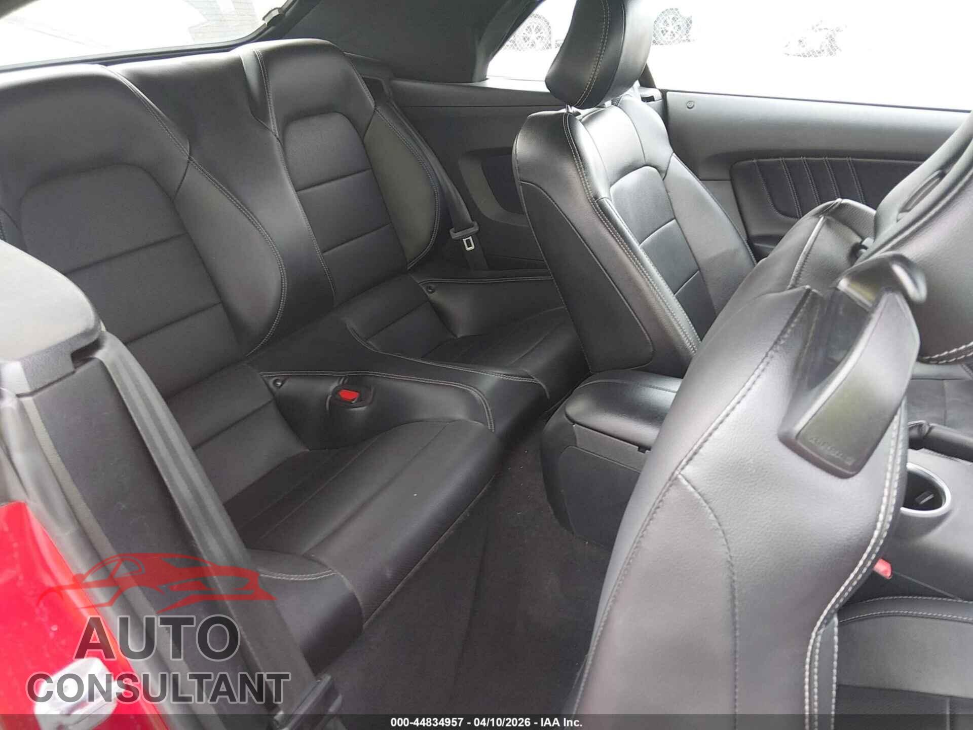 FORD MUSTANG 2023 - 1FATP8UH5P5103473