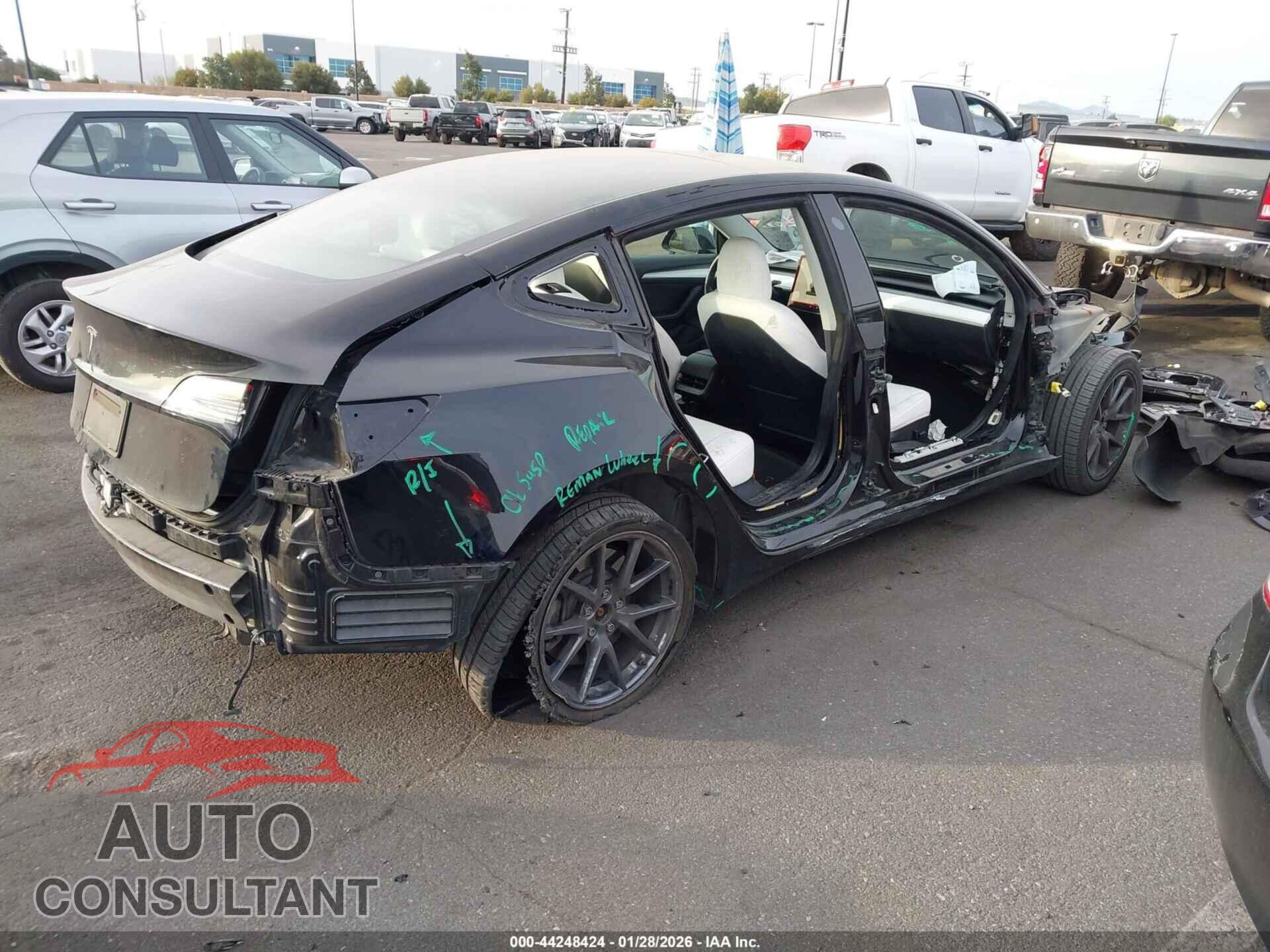 TESLA MODEL 3 2022 - 5YJ3E1EA6NF373932