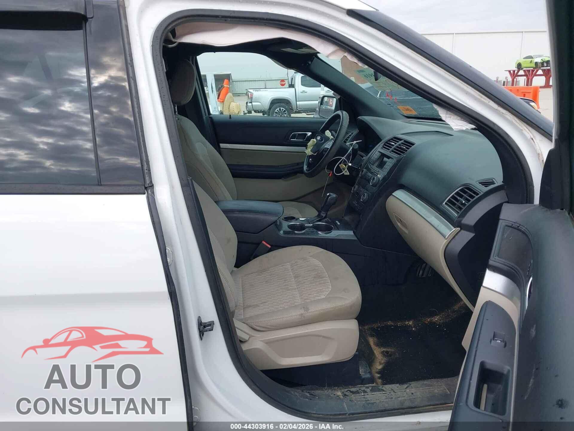 FORD EXPLORER 2018 - 1FM5K7B88JGB78223