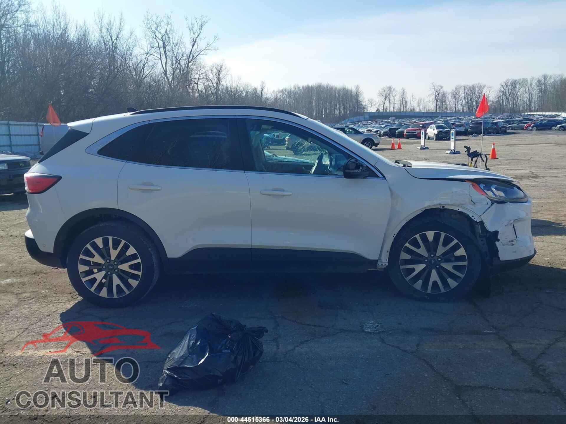 FORD ESCAPE 2020 - 1FMCU9J97LUA99315