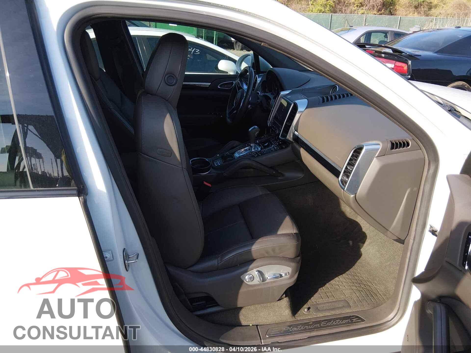 PORSCHE CAYENNE 2017 - WP1AA2A20HKA82274