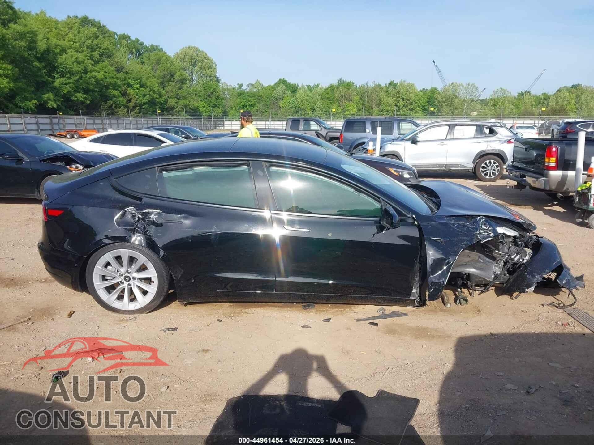 TESLA MODEL 3 2021 - 5YJ3E1EB5MF036174