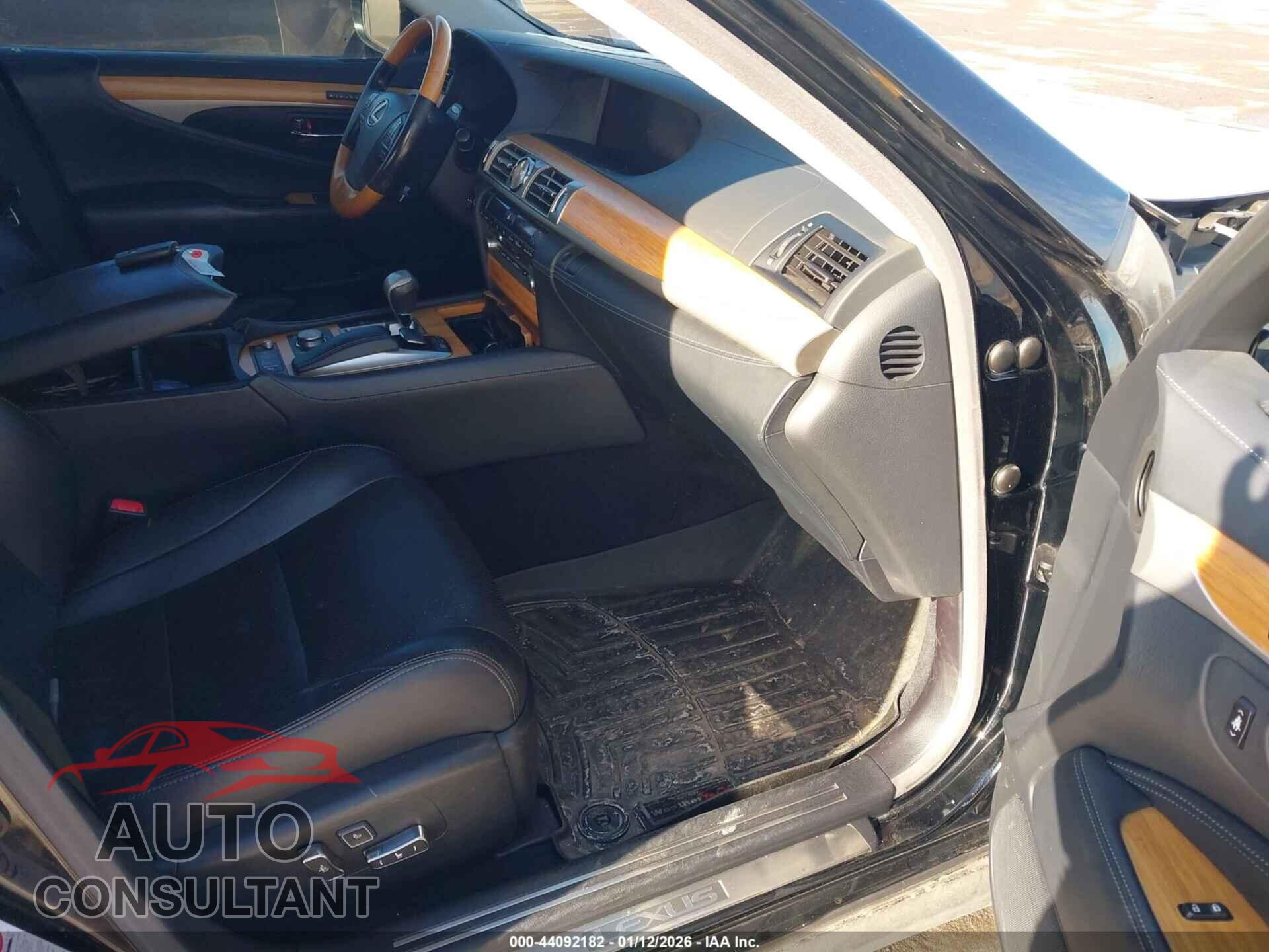 LEXUS LS 600H 2014 - JTHDU1EF7E5017797