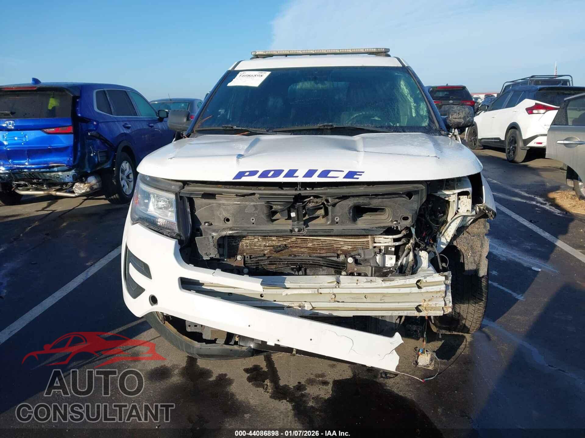FORD POLICE INTERCEPTOR UTILITY 2018 - 1FM5K8AR6JGB00233