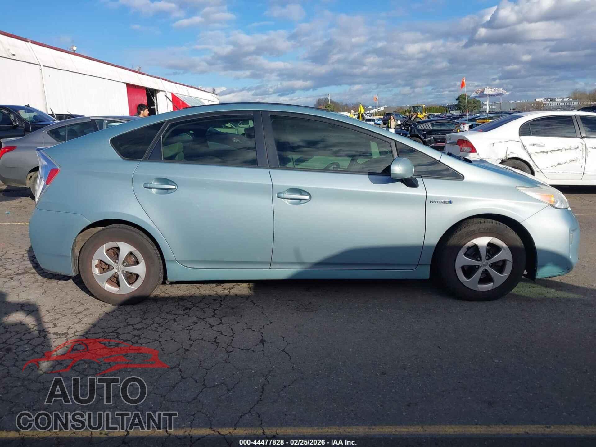 TOYOTA PRIUS 2014 - JTDKN3DU8E1783014