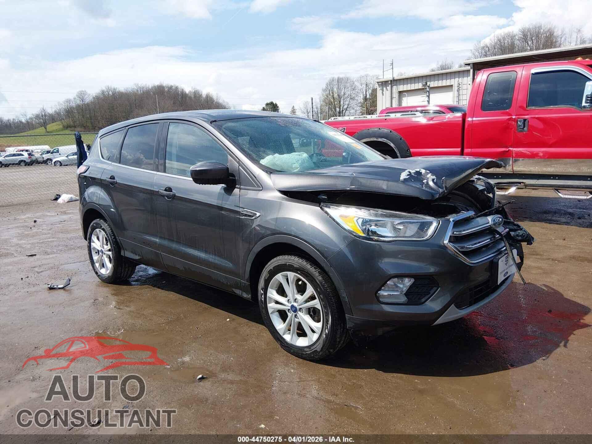 FORD ESCAPE 2017 - 1FMCU9GD4HUE44707