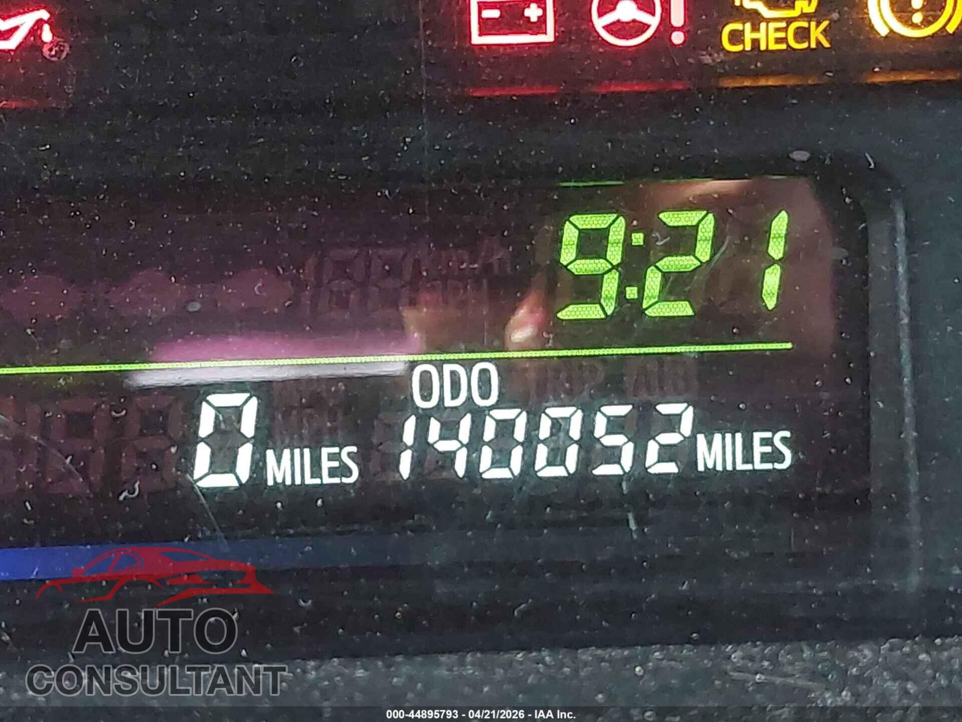 TOYOTA PRIUS V 2013 - JTDZN3EU1D3283504