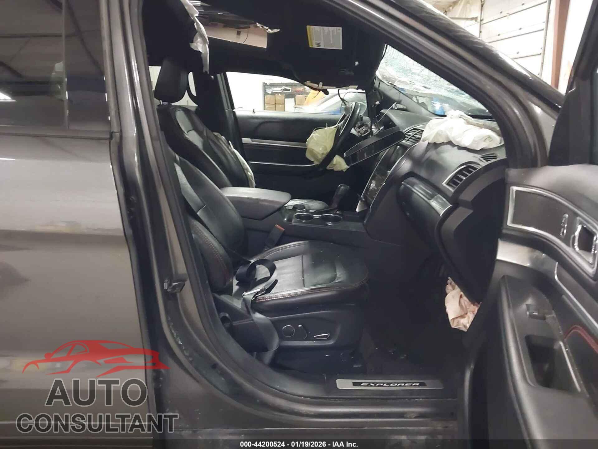 FORD EXPLORER 2018 - 1FM5K8GT7JGB55695