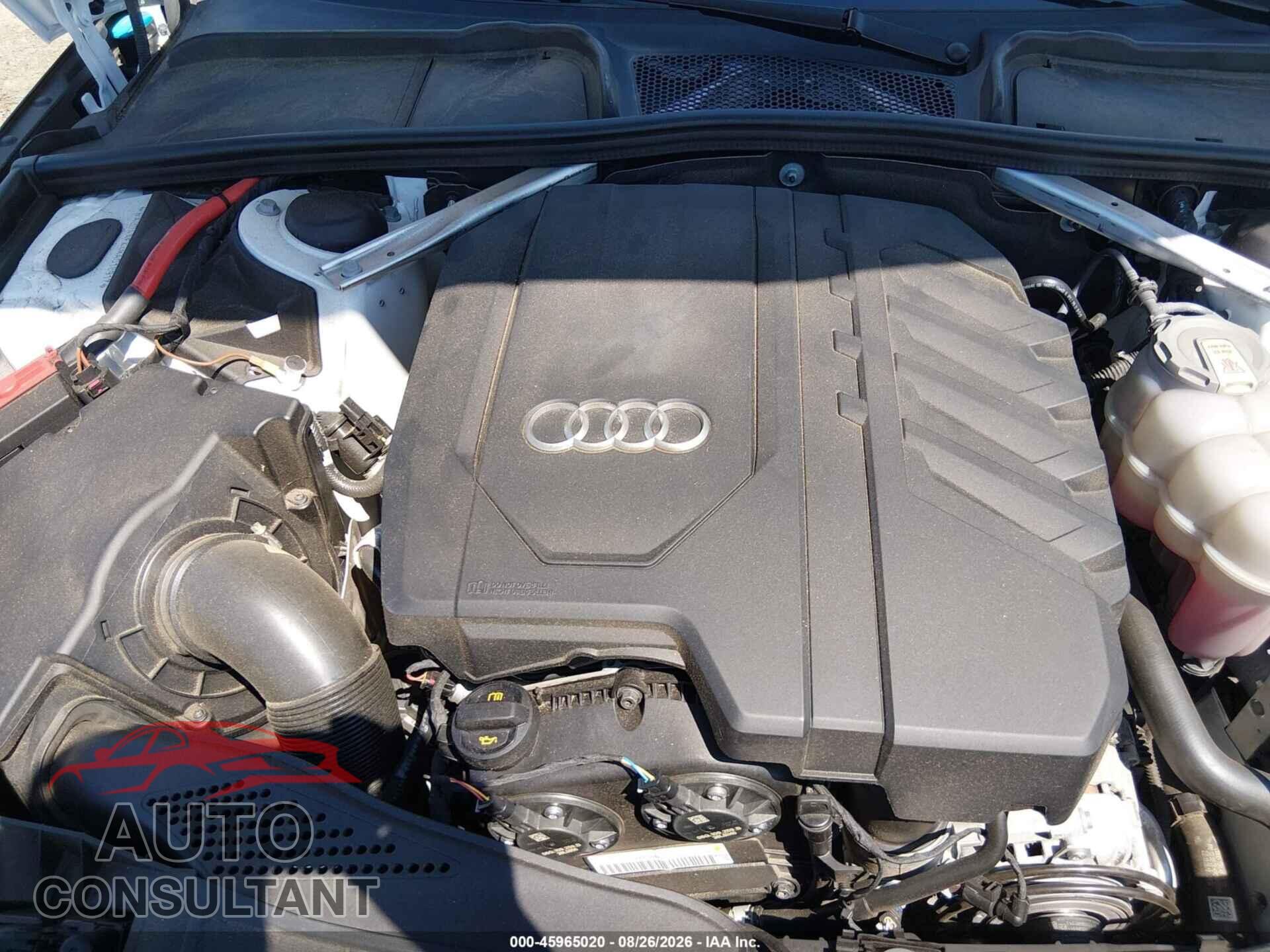 AUDI A4 2021 - WAUDAAF44MA018917