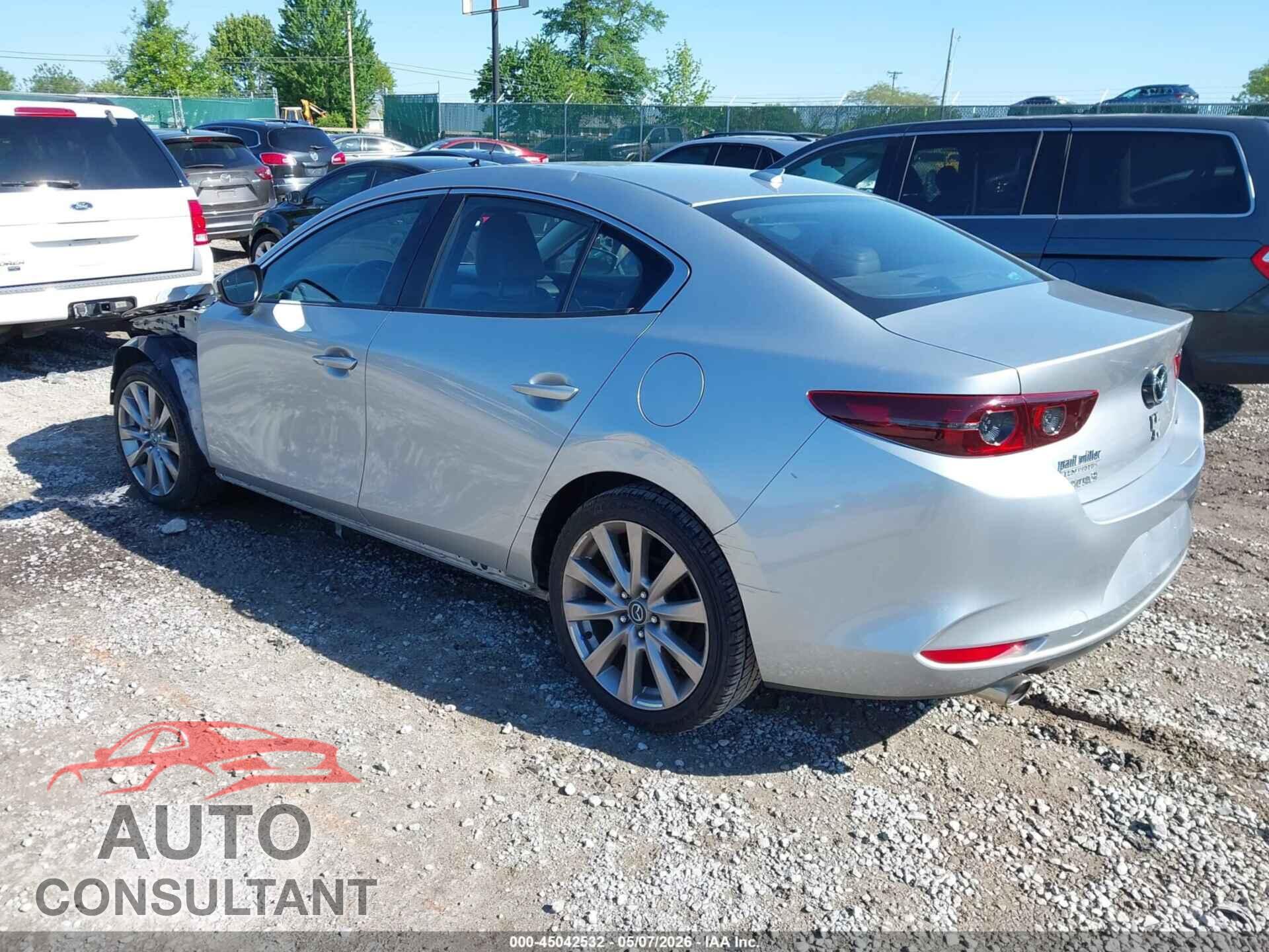 MAZDA MAZDA3 2019 - JM1BPACL4K1109719