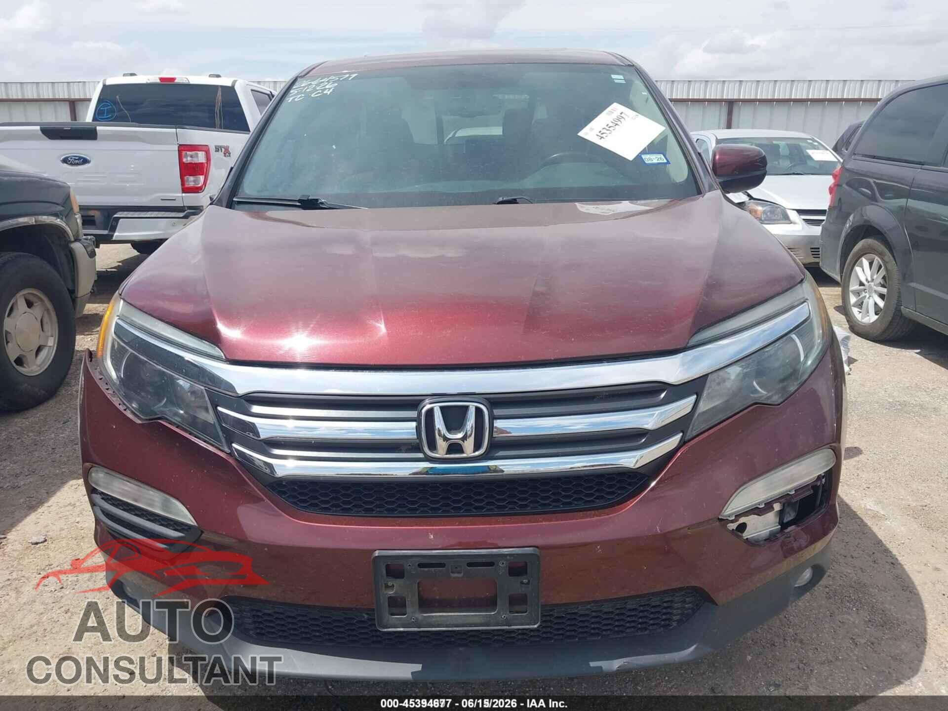 HONDA PILOT 2018 - 5FNYF5H82JB008564