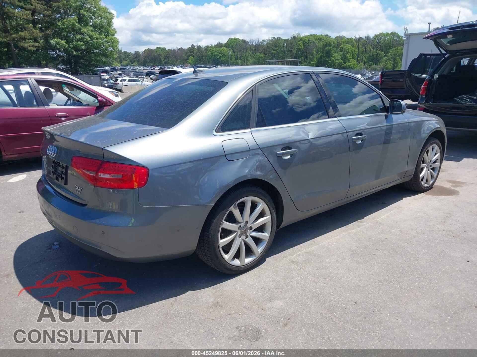 AUDI A4 2013 - WAUFFAFL4DN028079