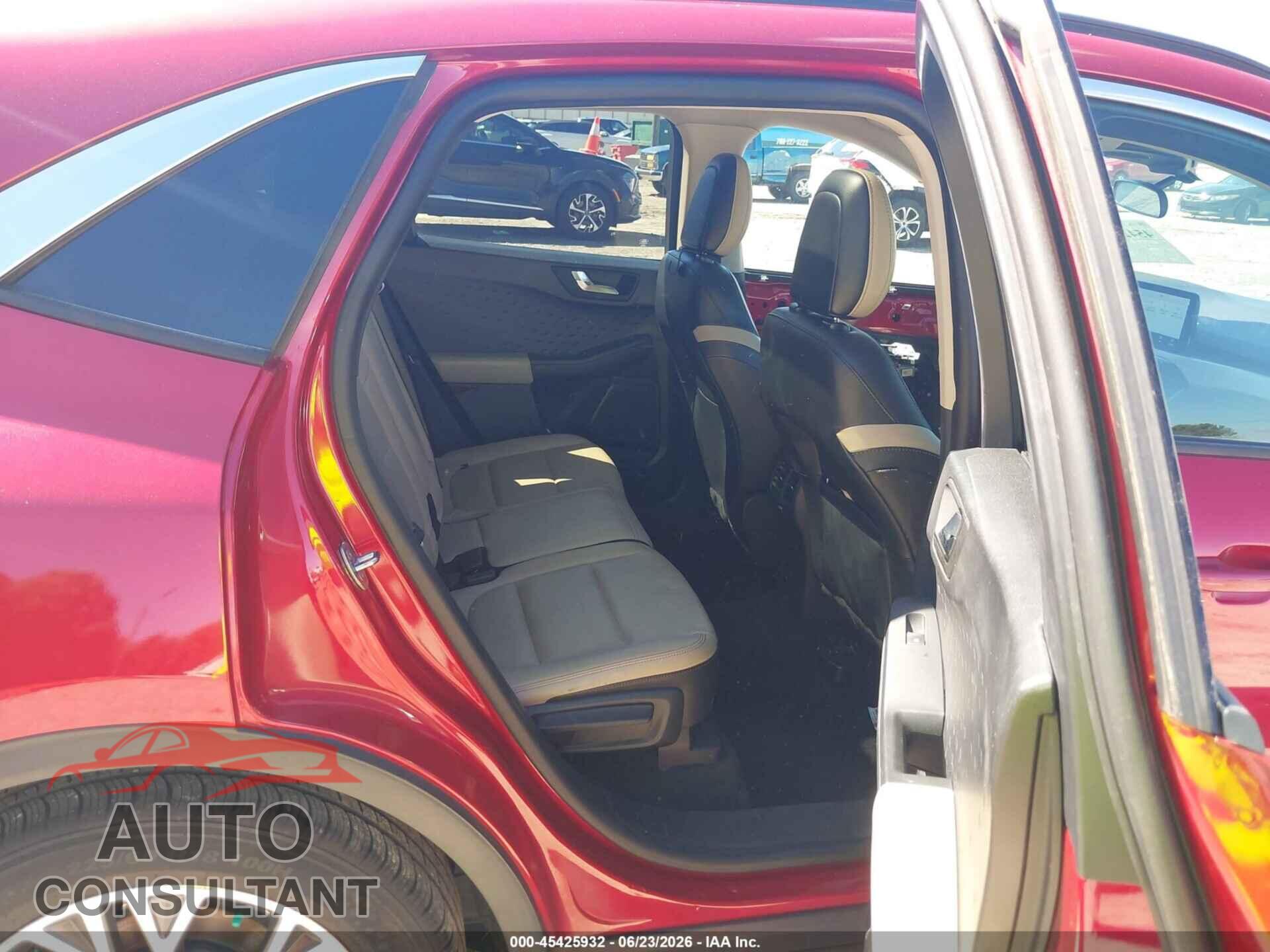 FORD ESCAPE 2020 - 1FMCU0H69LUA05412