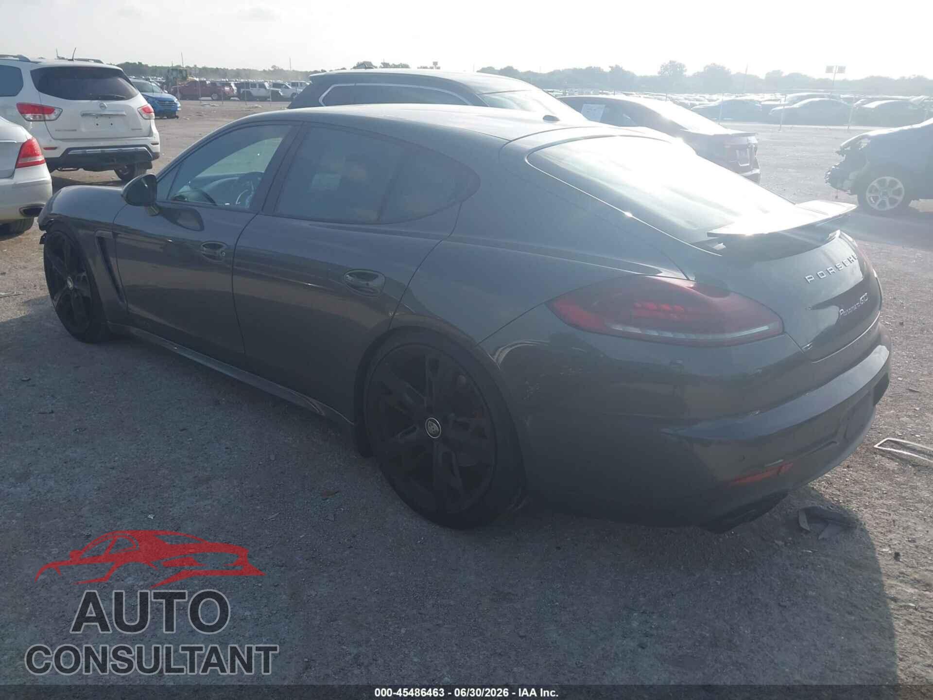 PORSCHE PANAMERA 2015 - WP0AF2A77FL080592