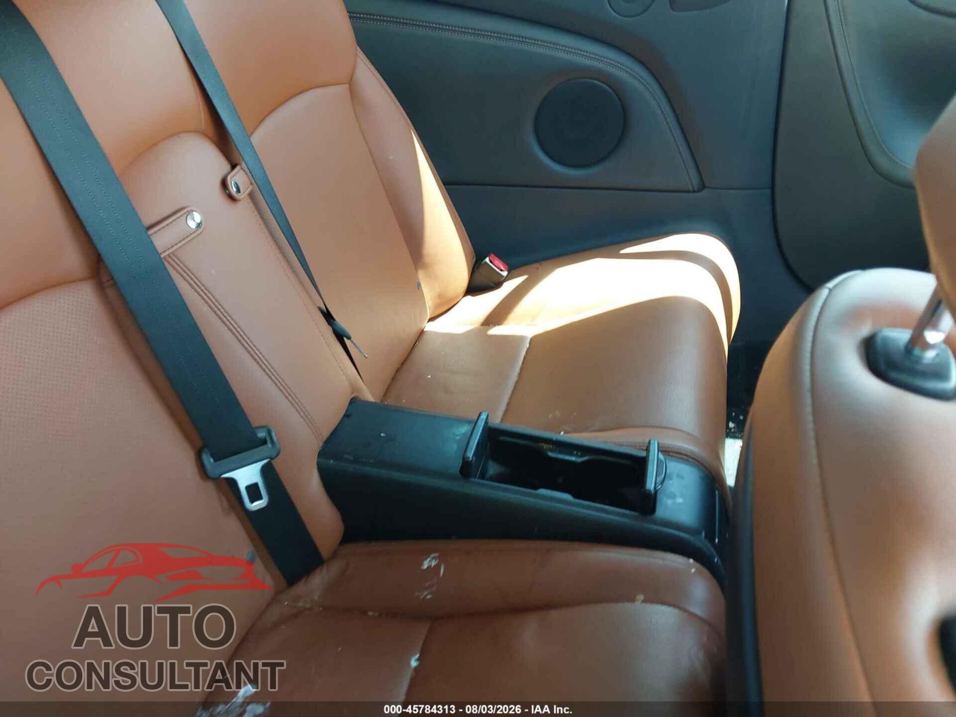 LEXUS IS 250C 2012 - JTHFF2C22C2526221