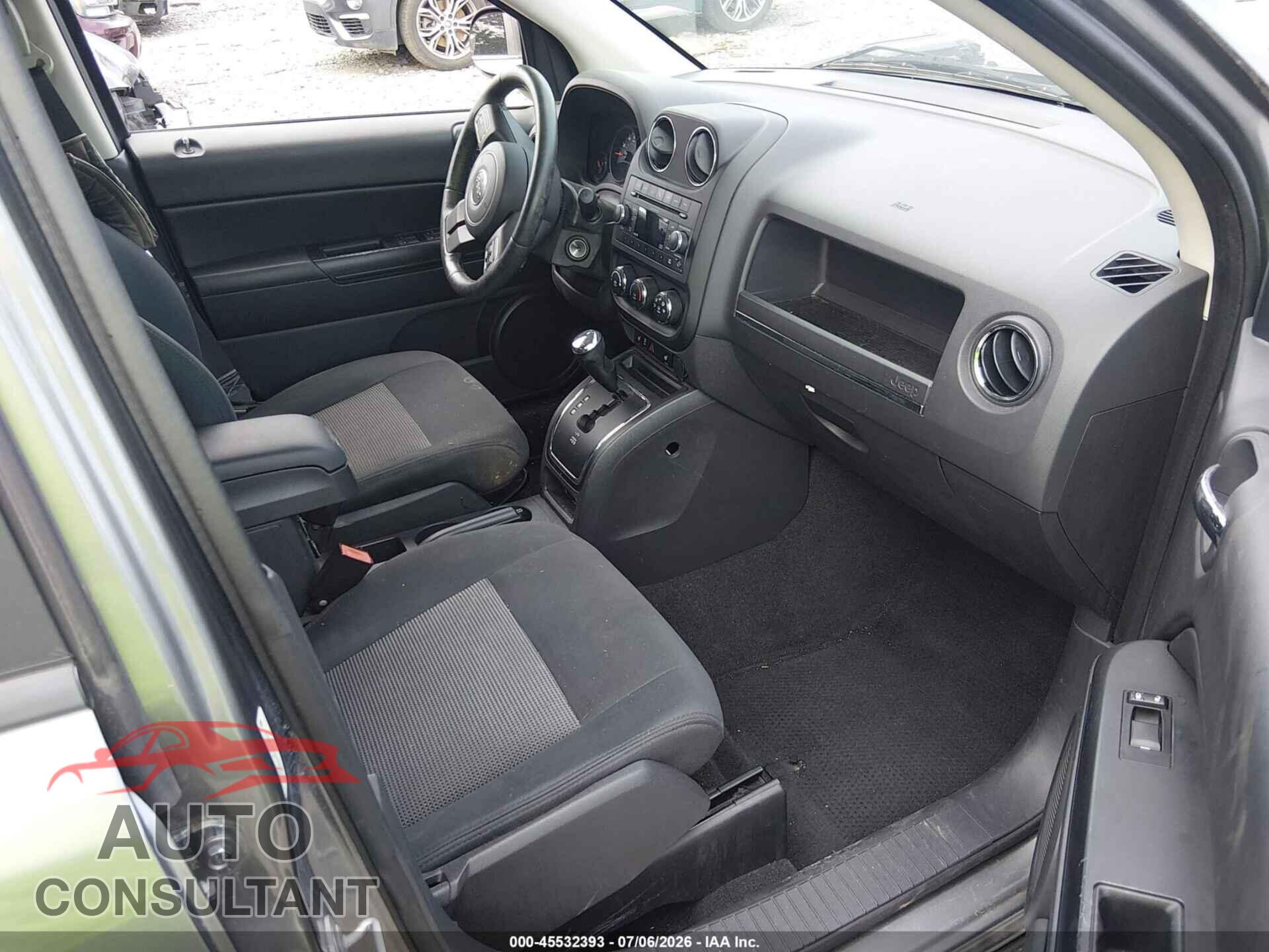 JEEP COMPASS 2011 - 1J4NF1FB2BD202024