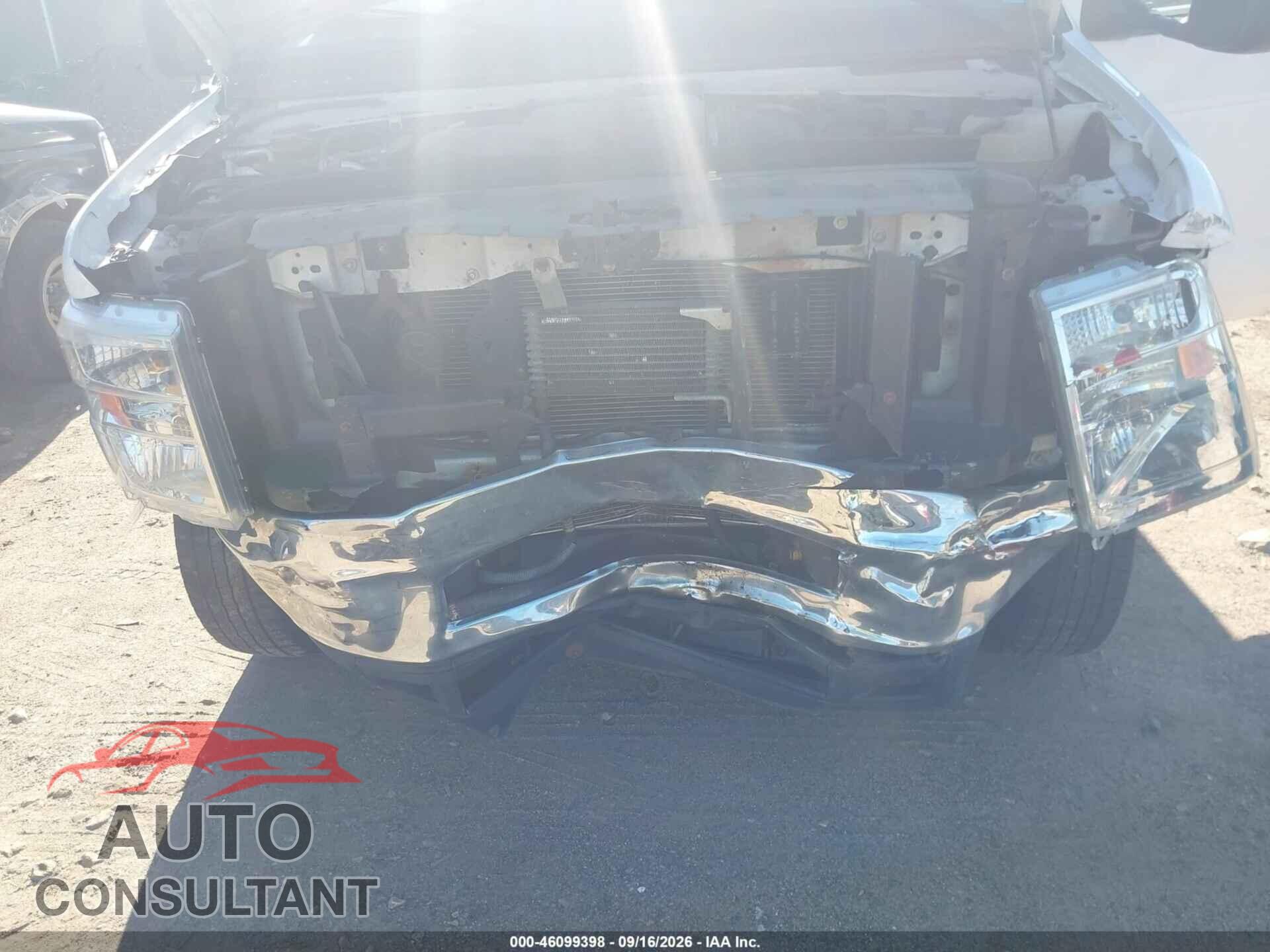 FORD E-350 SUPER DUTY 2011 - 1FBSS3BL9BDB29172