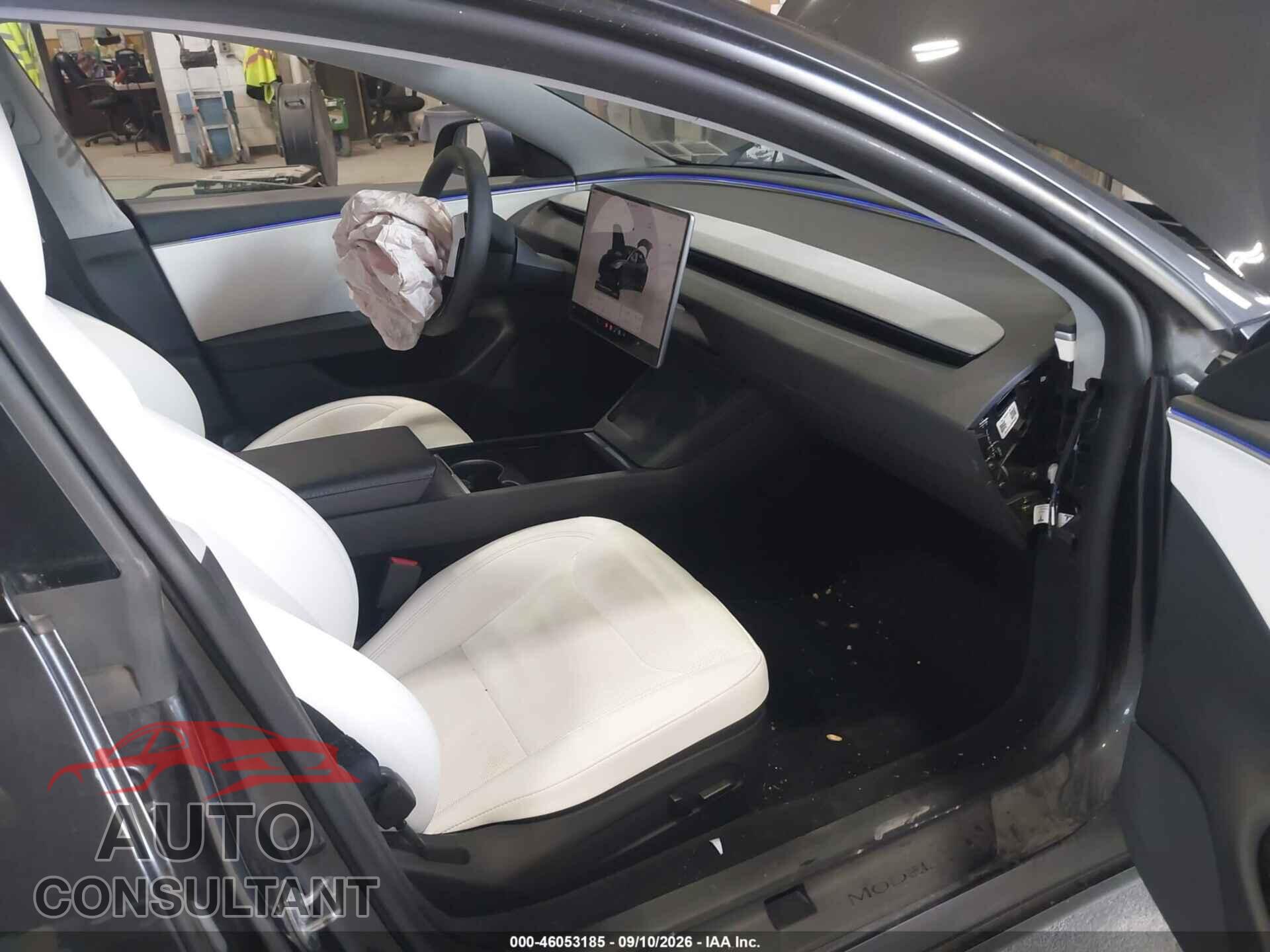 TESLA MODEL 3 2025 - 5YJ3E1EA3SF022066