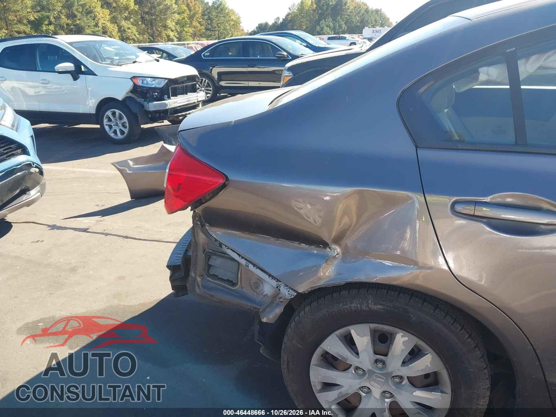 HONDA CIVIC 2012 - 2HGFB2F52CH560302