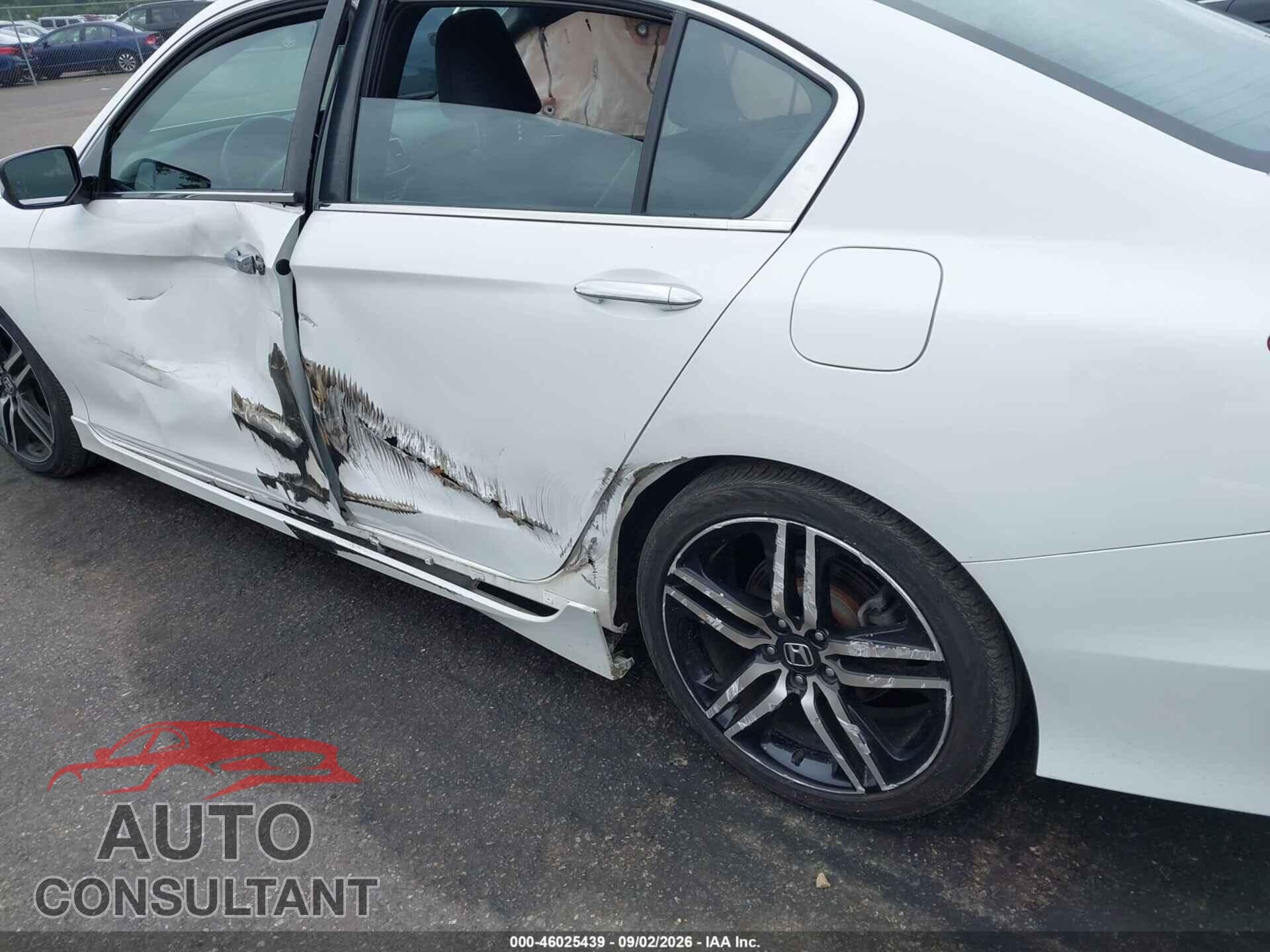 HONDA ACCORD 2017 - 1HGCR2F53HA100490