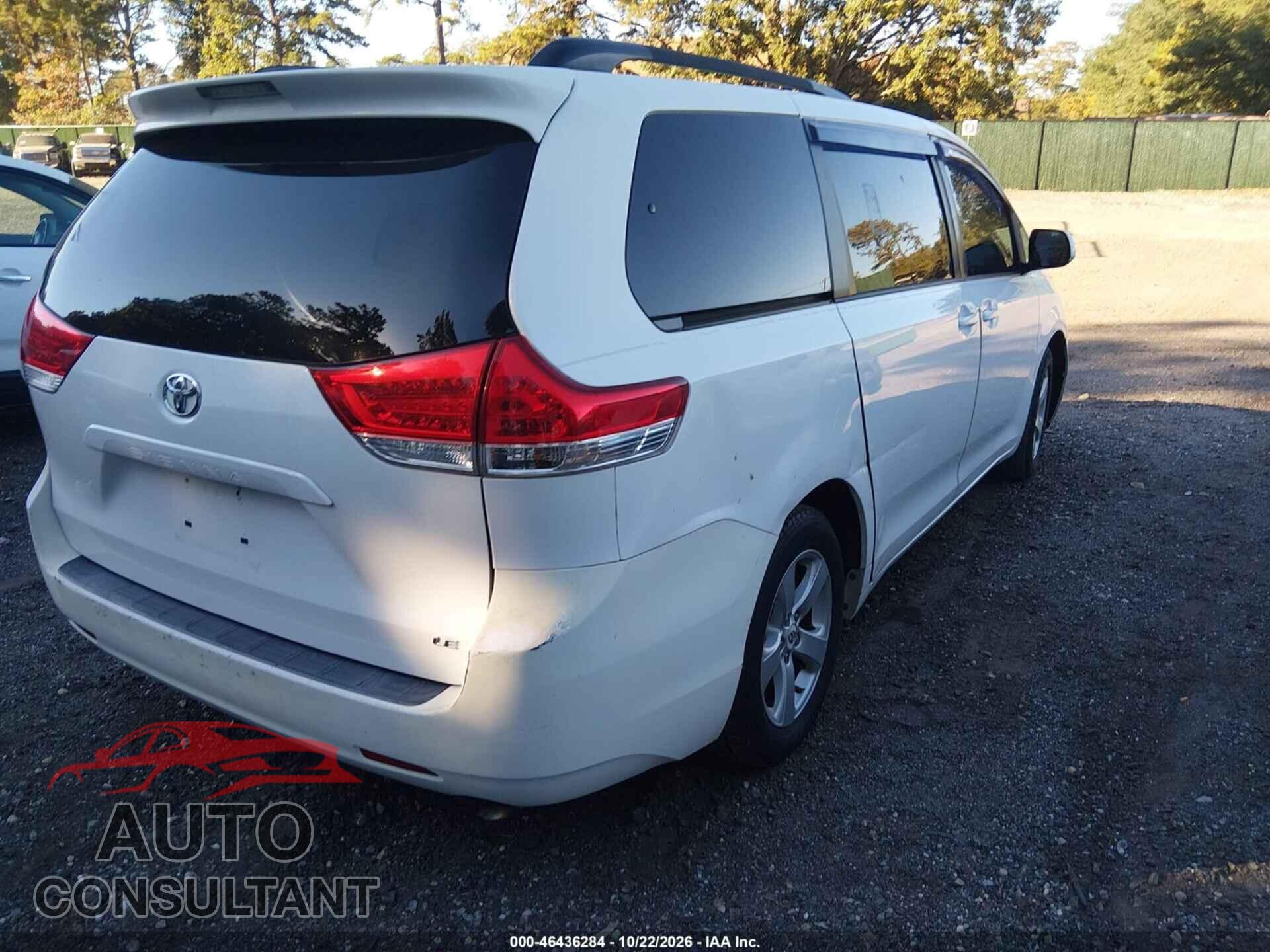 TOYOTA SIENNA 2012 - 5TDKK3DC5CS242583