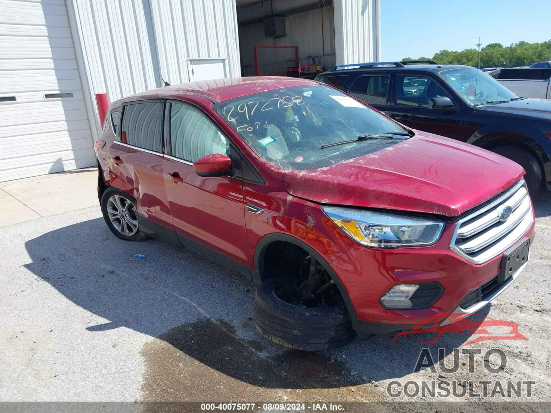 FORD ESCAPE 2019 - 1FMCU9GD6KUB50099