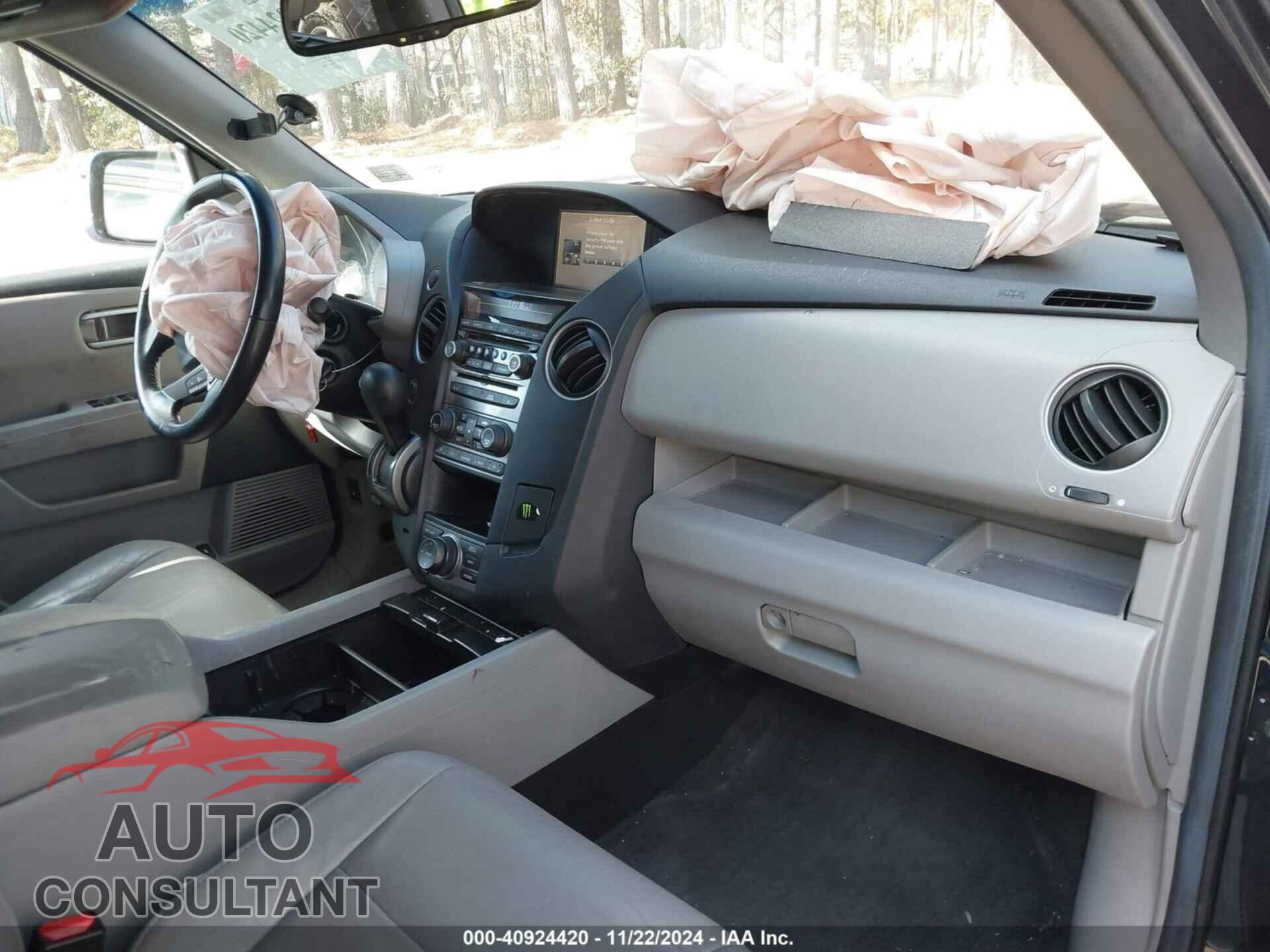 HONDA PILOT 2012 - 5FNYF4H94CB020835