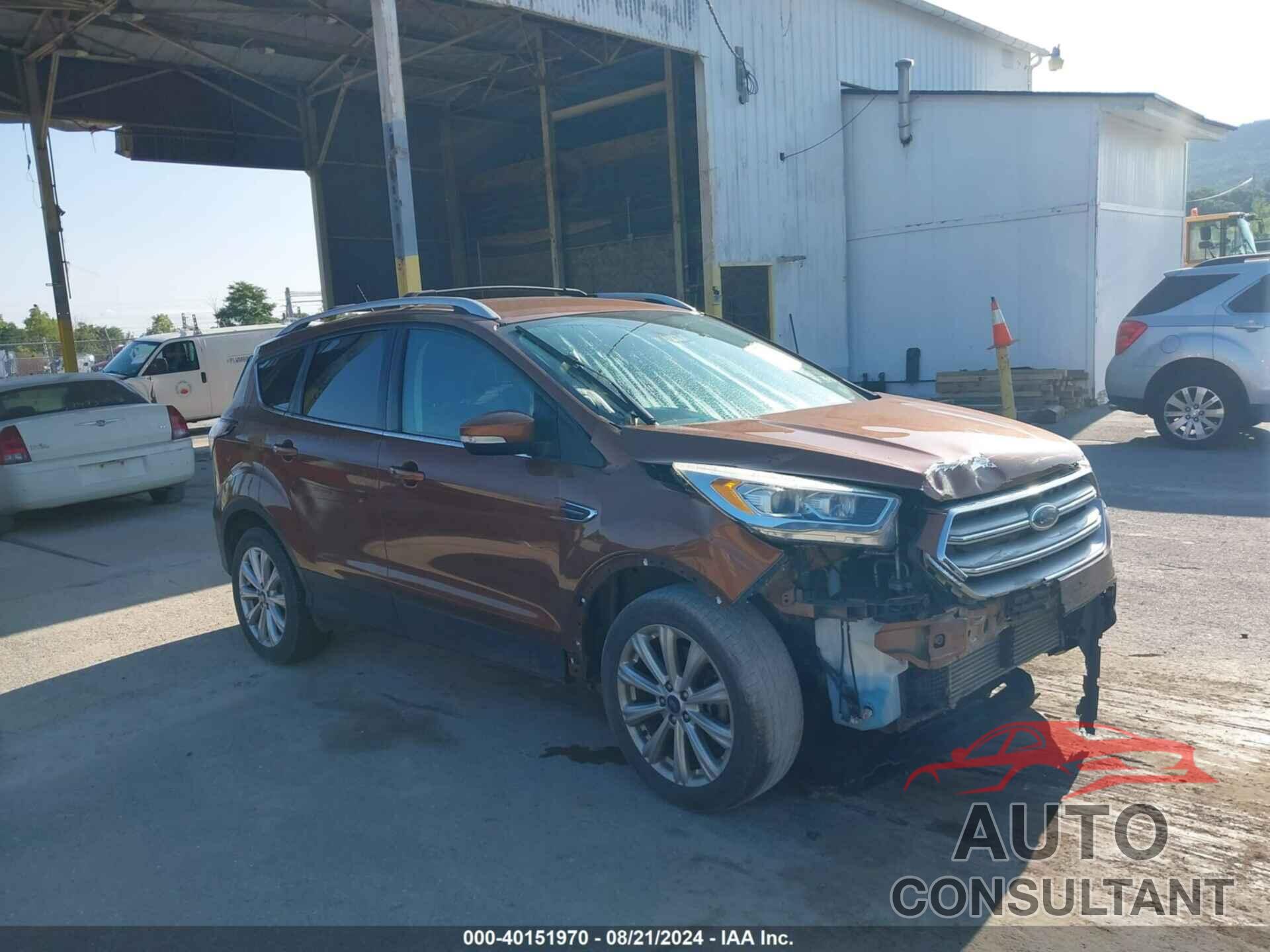 FORD ESCAPE 2017 - 1FMCU9J99HUD80720