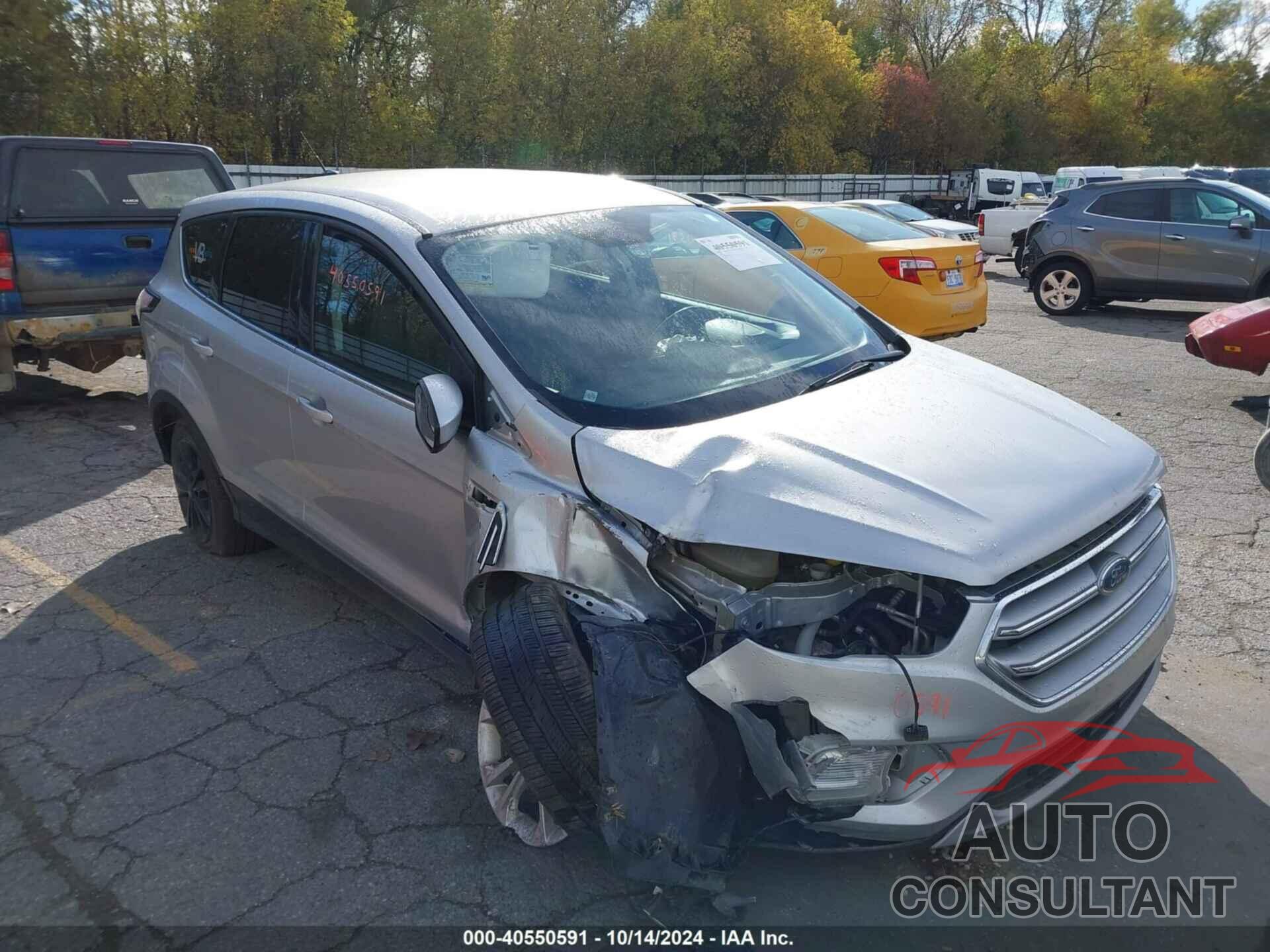 FORD ESCAPE 2017 - 1FMCU9GD2HUC68465