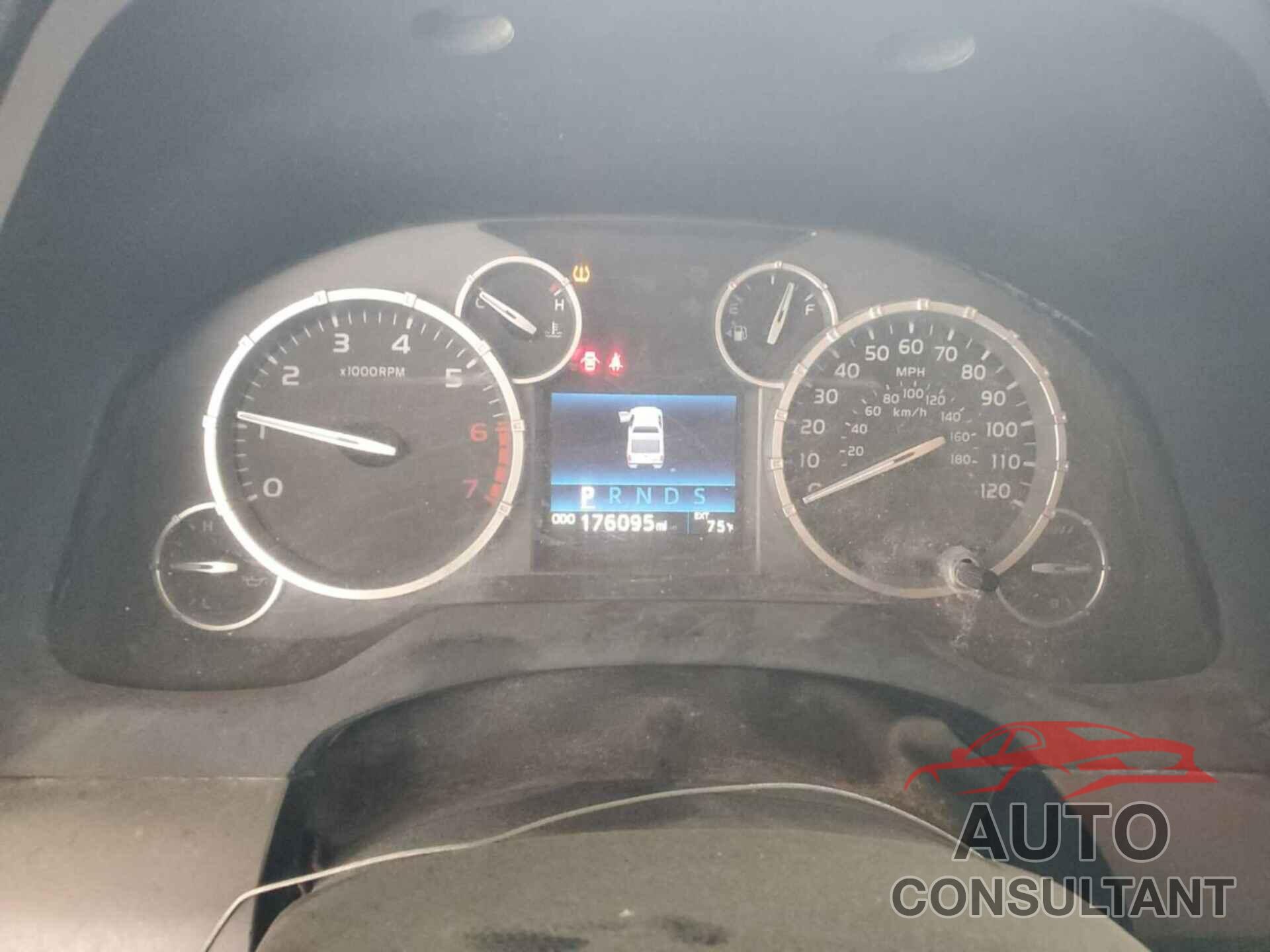 TOYOTA TUNDRA 2017 - 5TFUW5F1XHX645688