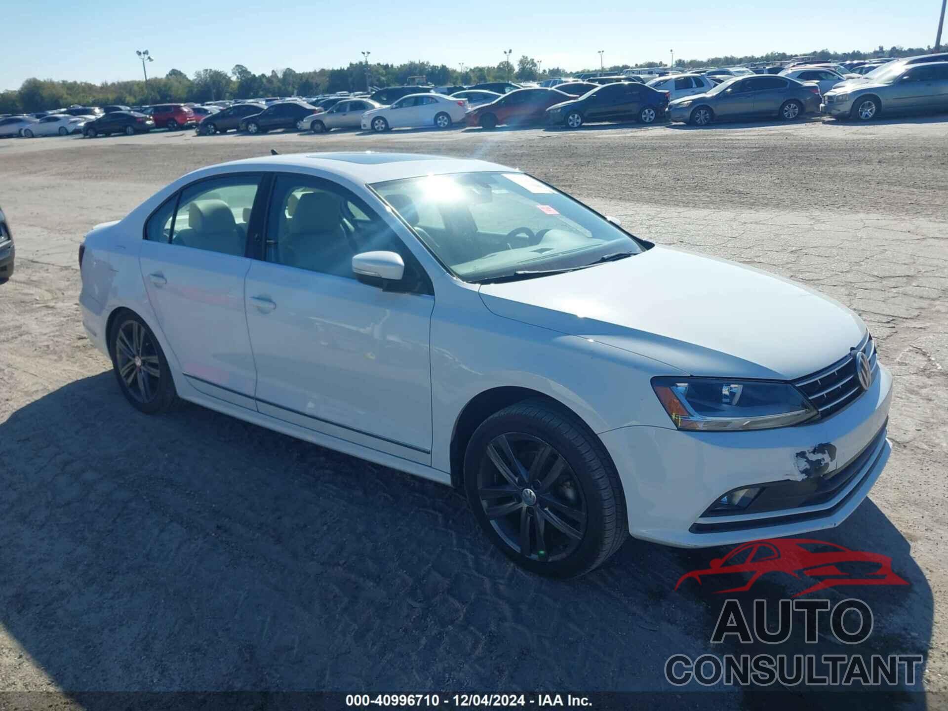 VOLKSWAGEN JETTA 2018 - 3VWL17AJ0JM213052