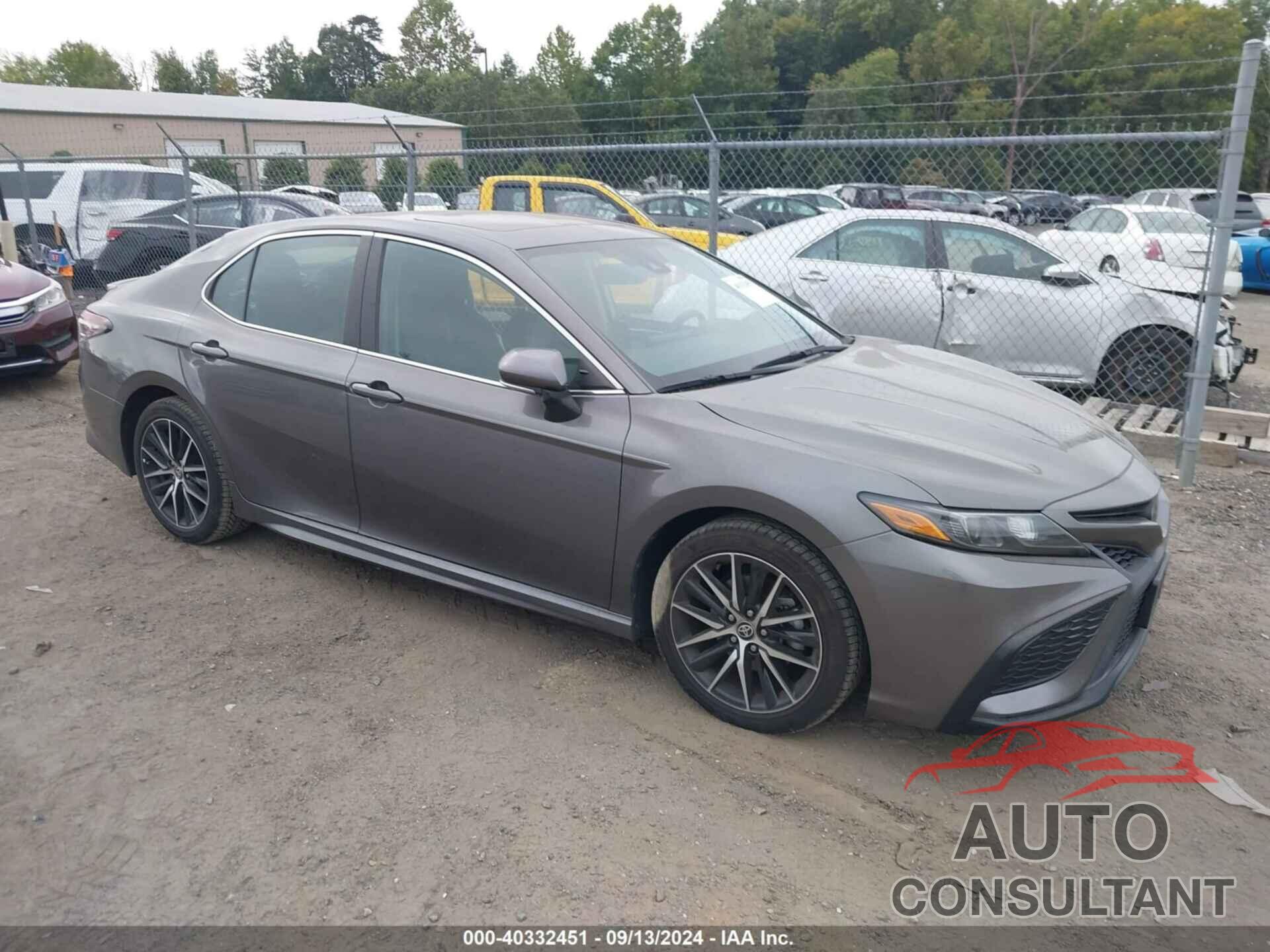 TOYOTA CAMRY 2021 - 4T1T11AK8MU571455