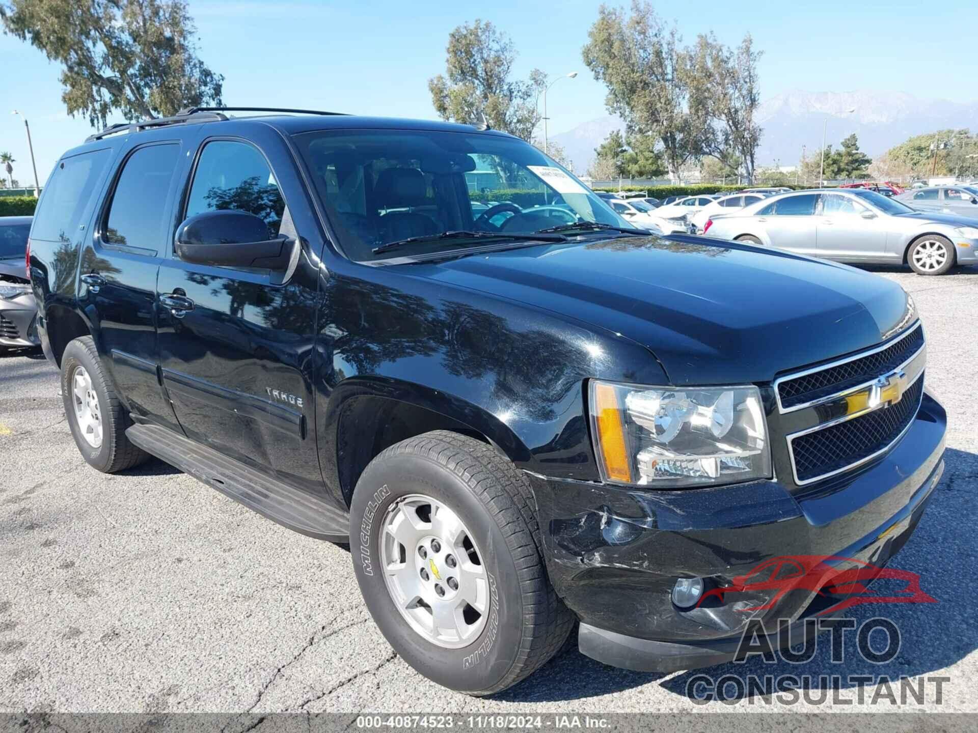 CHEVROLET TAHOE 2013 - 1GNSCBE04DR255313