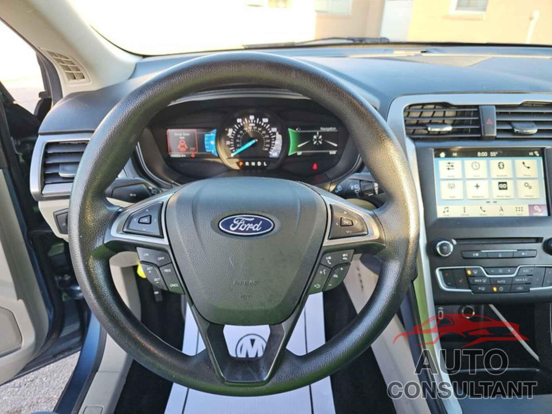 FORD FUSION 2018 - 3FA6P0H70JR278556