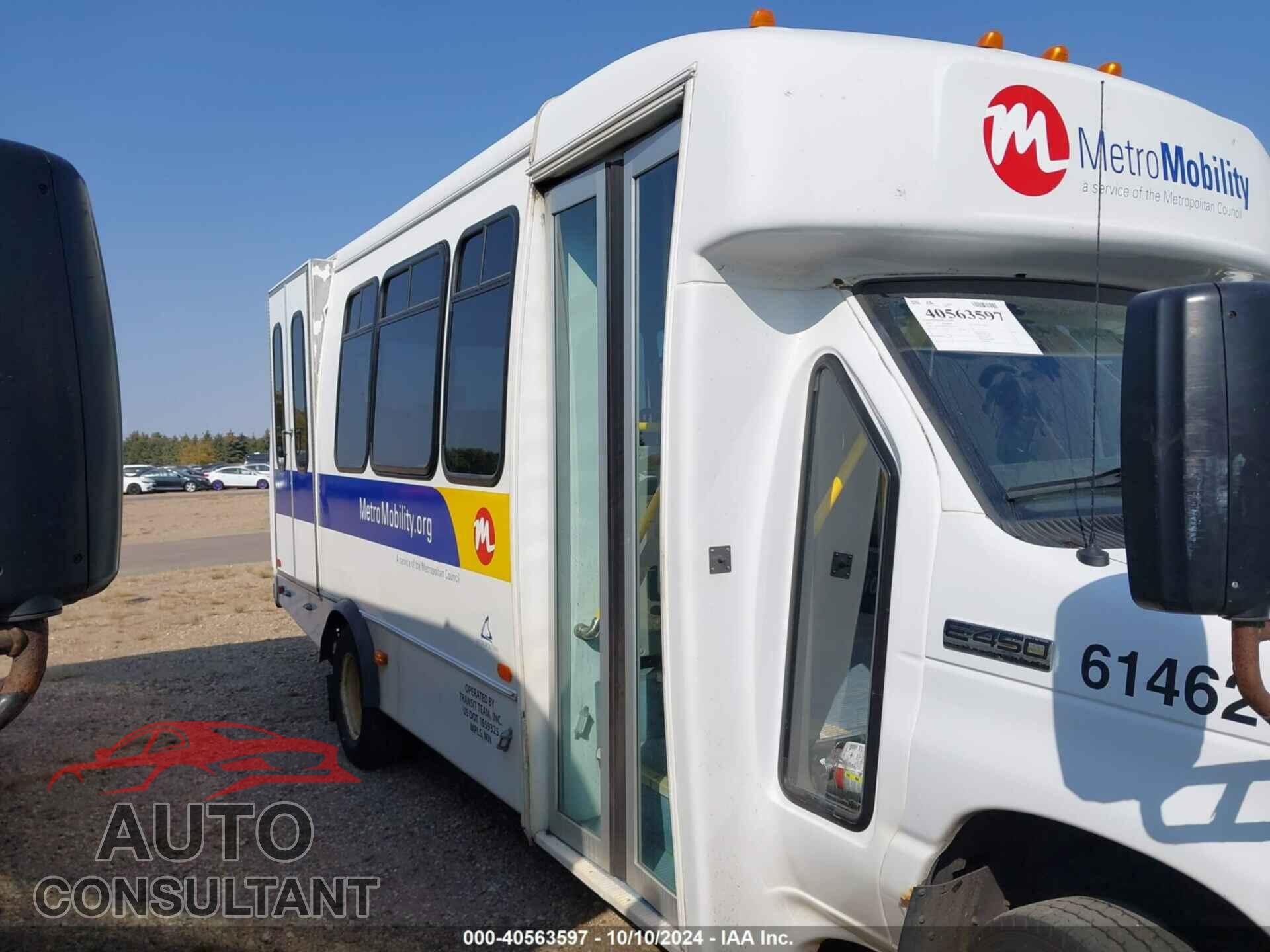 FORD ECONOLINE 2016 - 1FDFE4FS4GDC45295