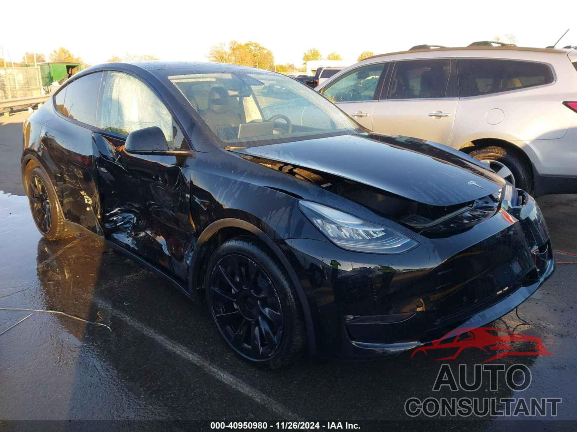 TESLA MODEL Y 2022 - 7SAYGAEE1NF393351