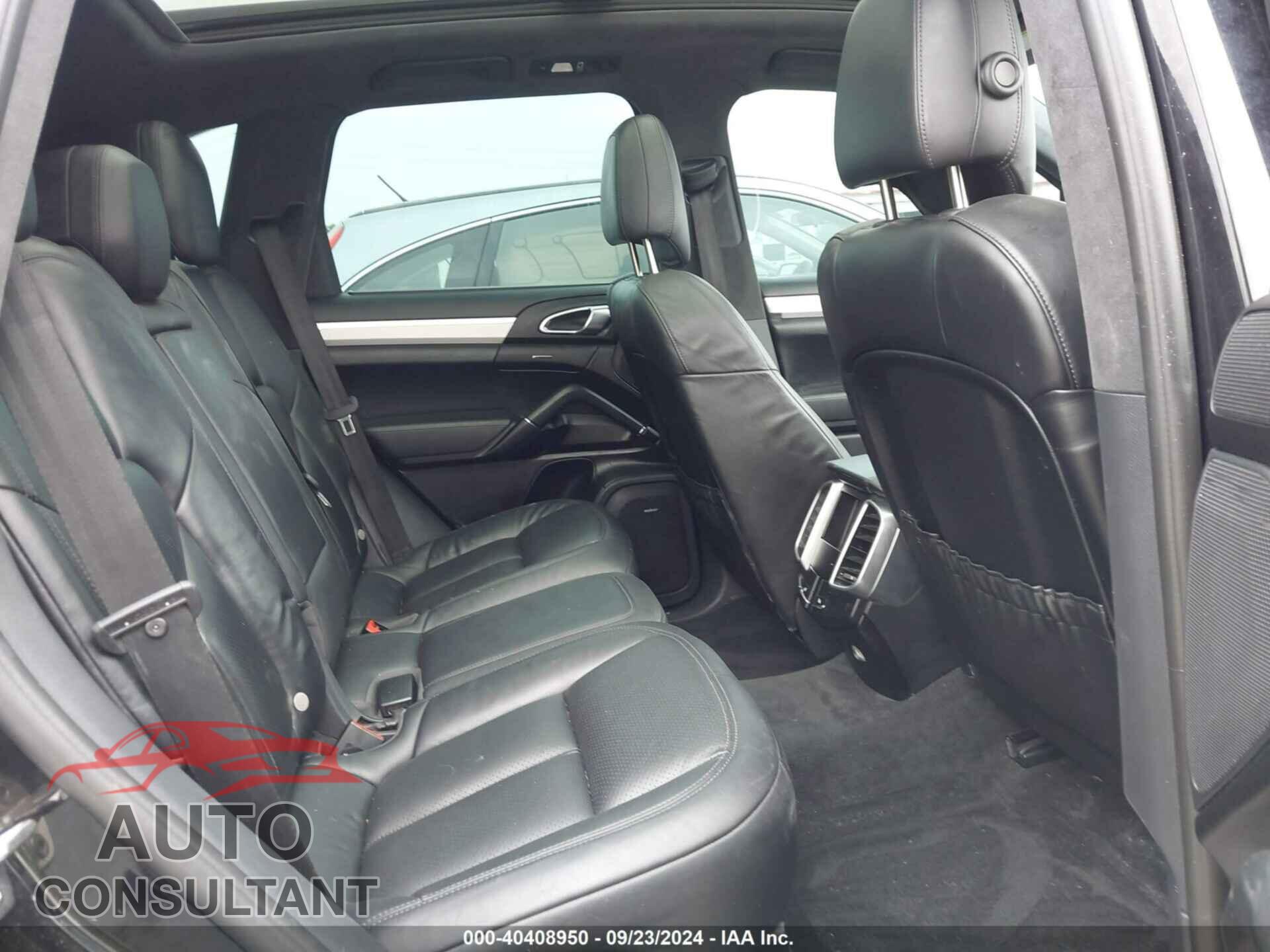 PORSCHE CAYENNE 2016 - WP1AC2A26GLA88521