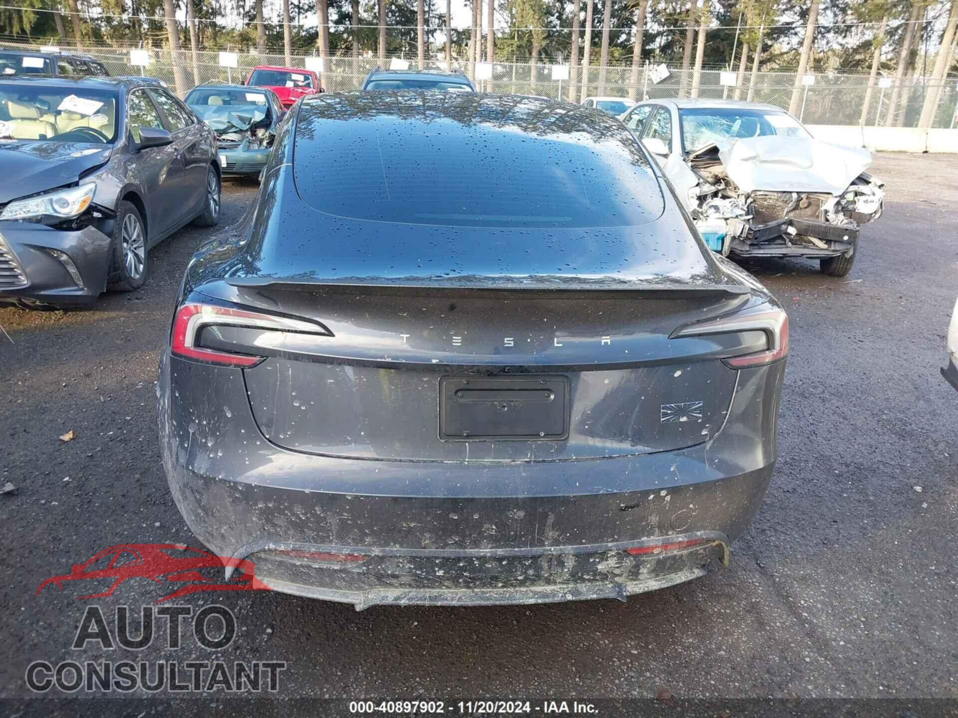 TESLA MODEL 3 2024 - 5YJ3E1ET2RF796238