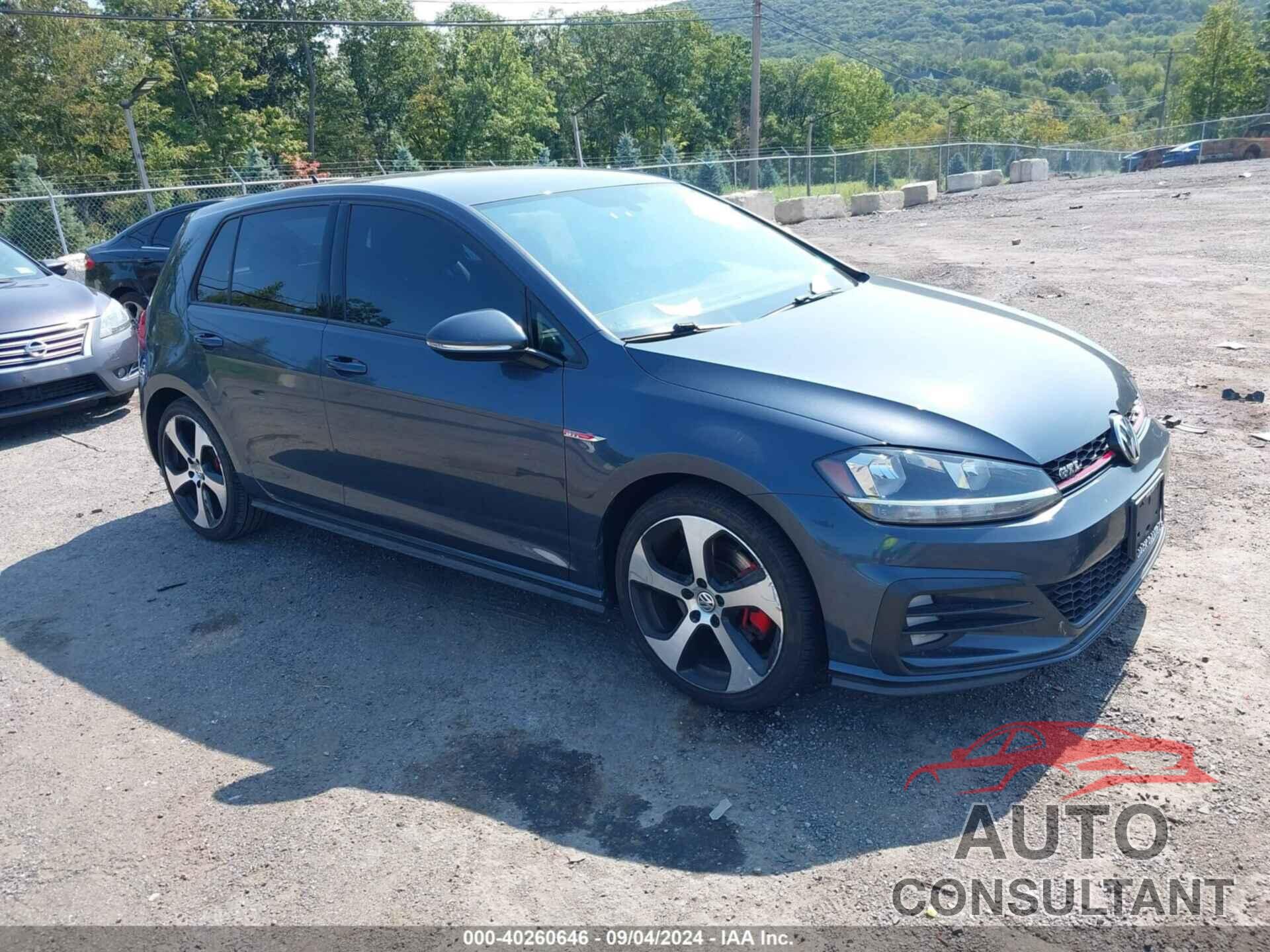 VOLKSWAGEN GOLF GTI 2018 - 3VW547AU2JM297188