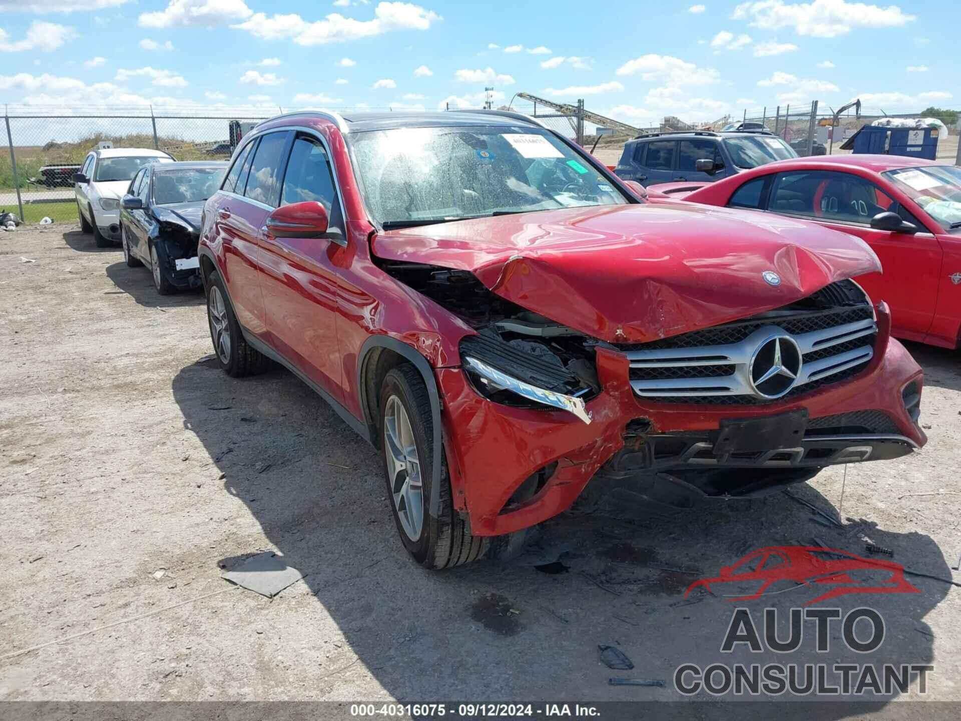 MERCEDES-BENZ GLC 300 2016 - WDC0G4JB7GF015731